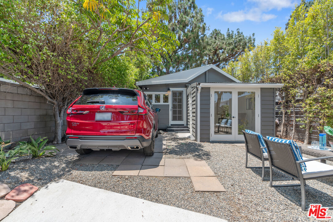 12420 Verdi St