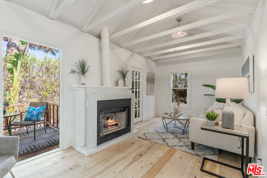 12420 Verdi St