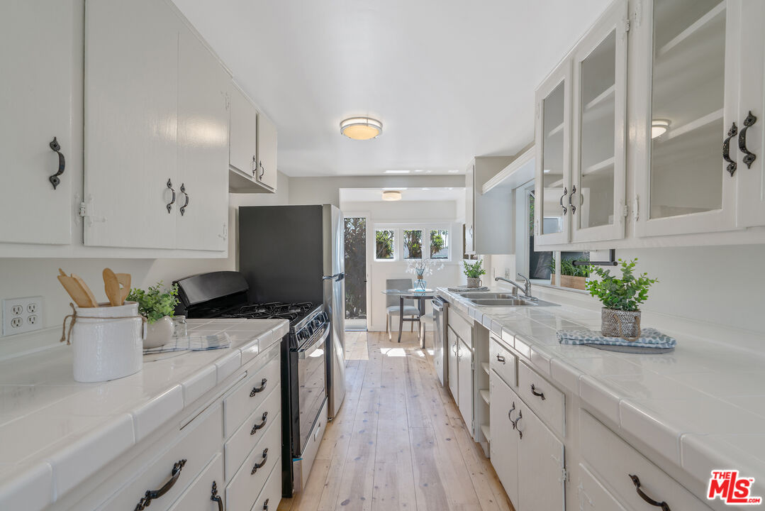 12420 Verdi St
