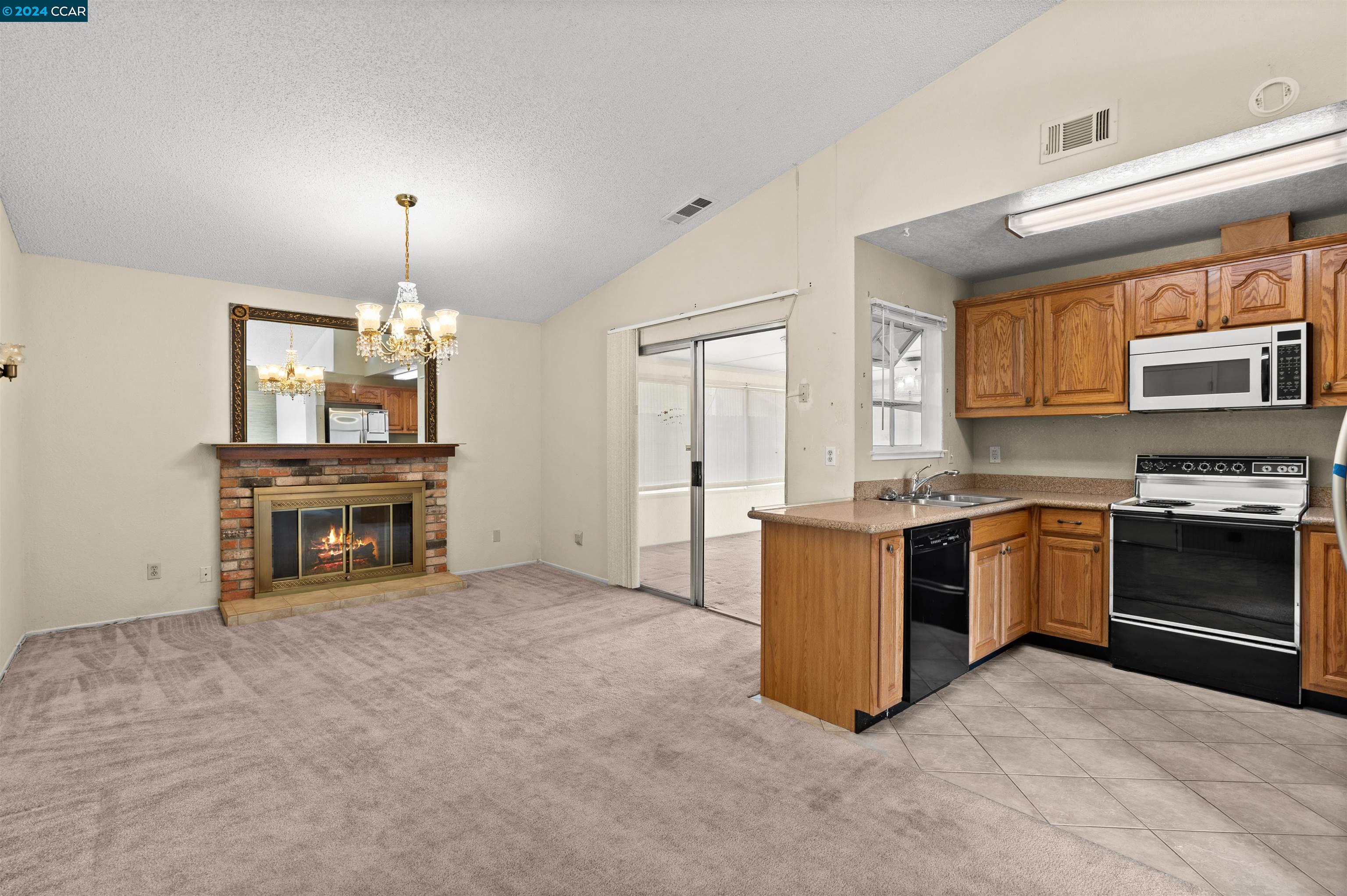 5212 Teakwood Dr