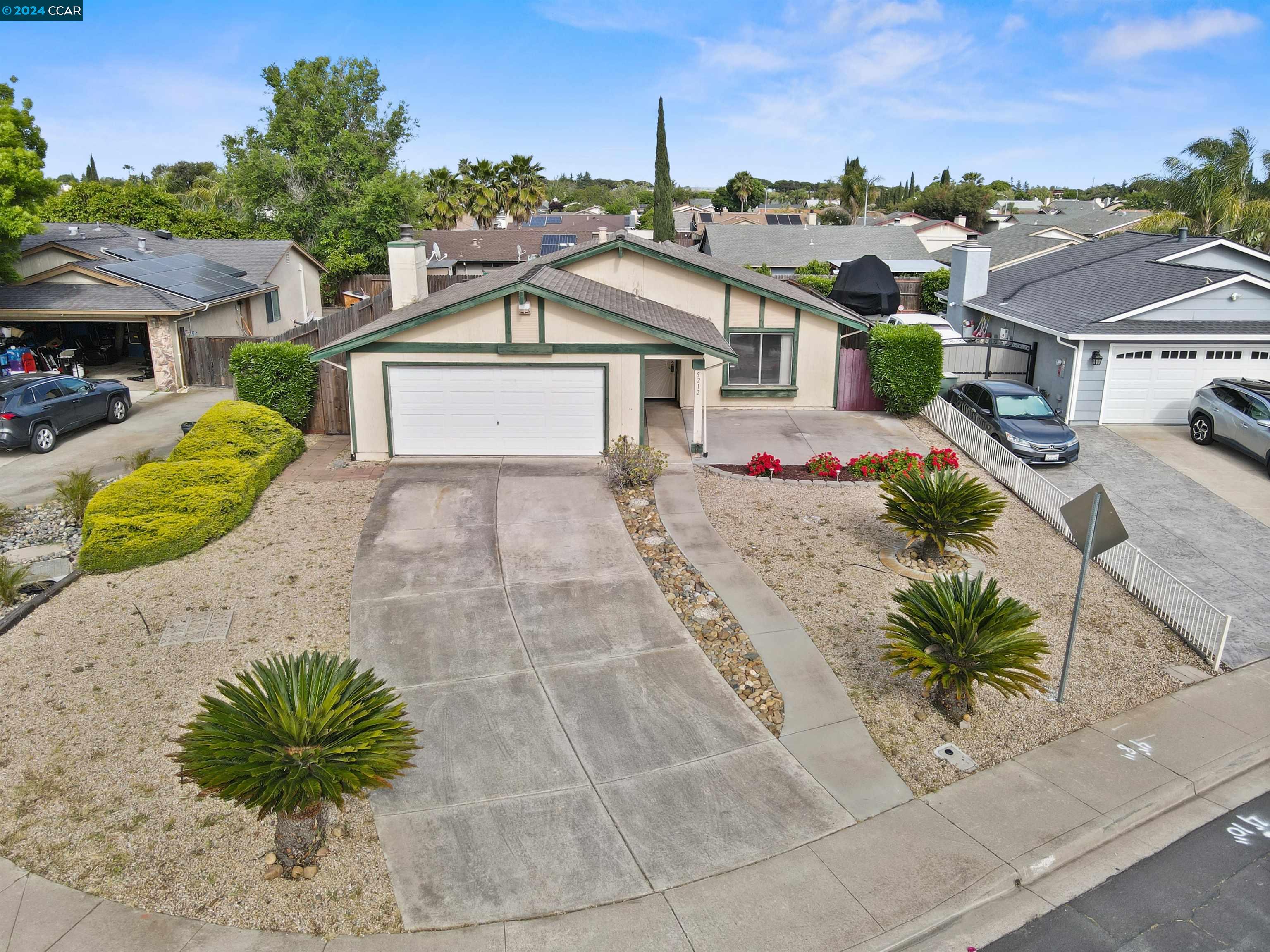 5212 Teakwood Dr