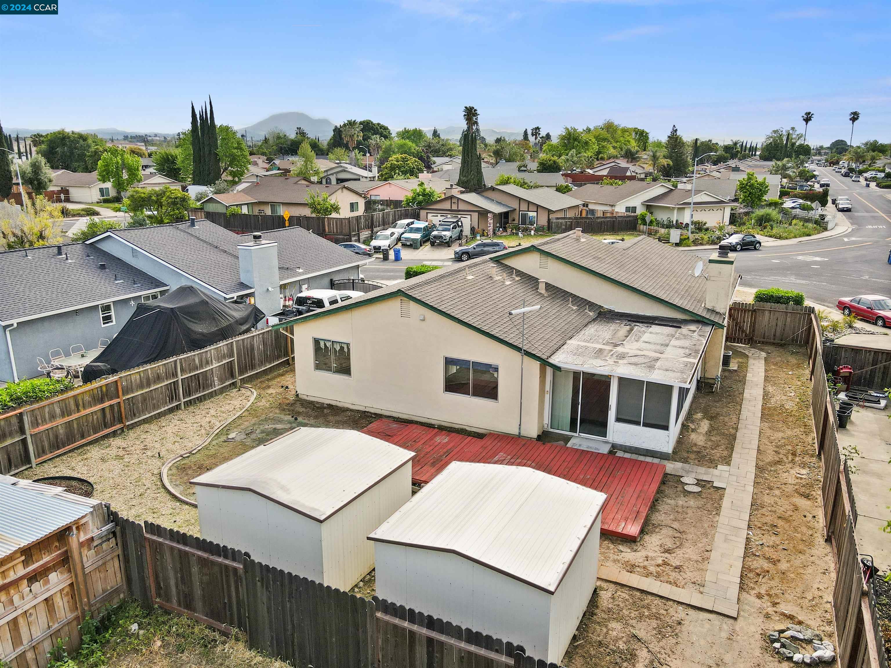 5212 Teakwood Dr
