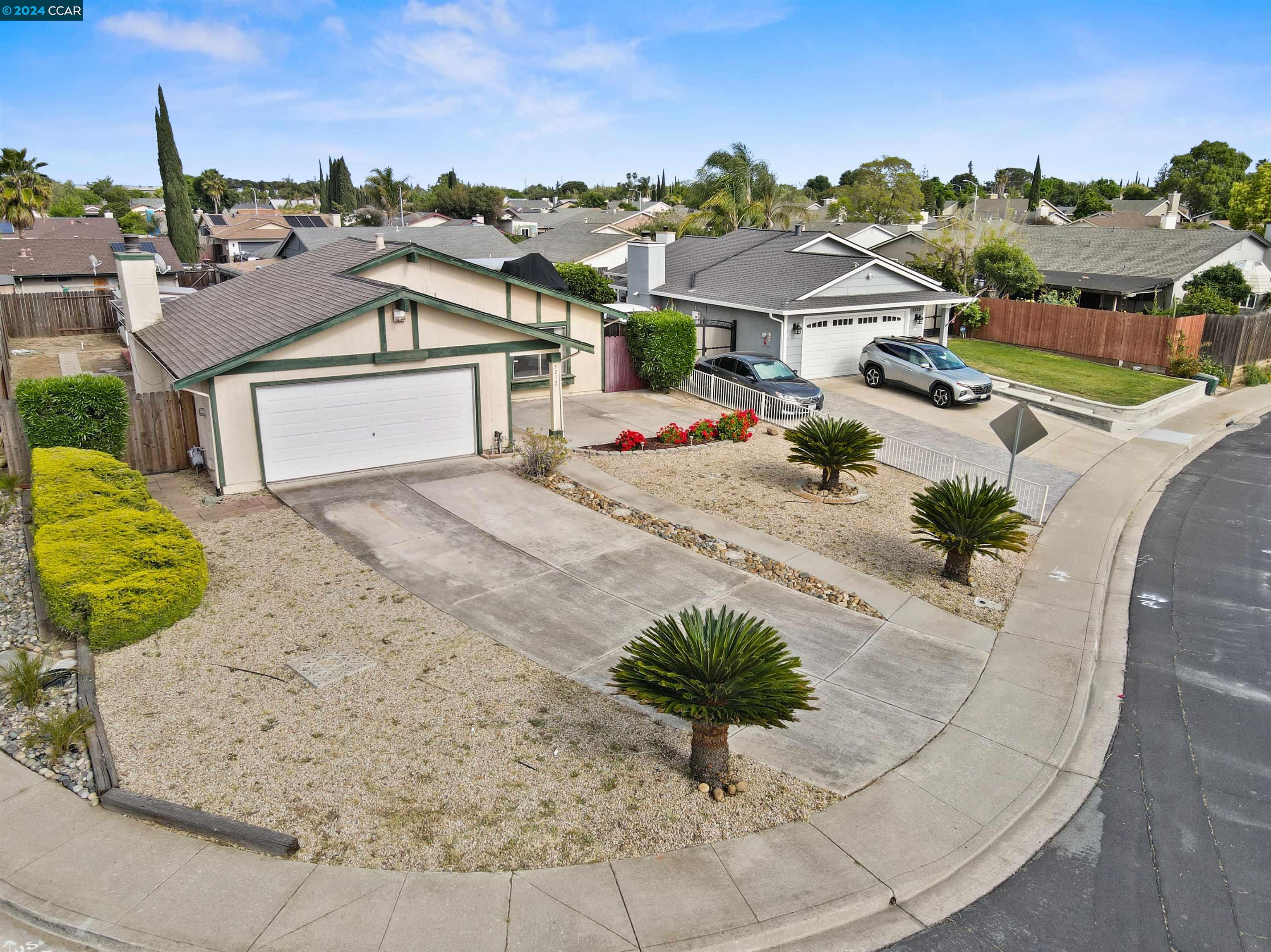 5212 Teakwood Dr