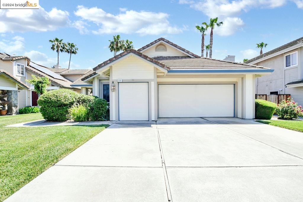 2231 Colonial Ct