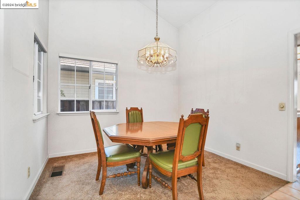2231 Colonial Ct