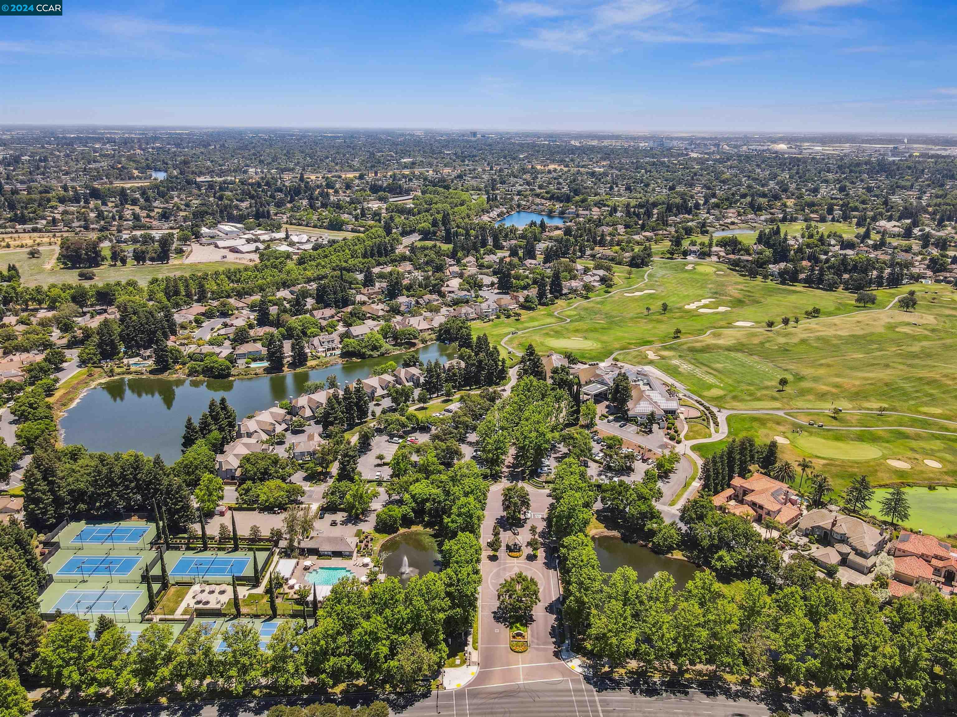 3938 Glen Abby Cir