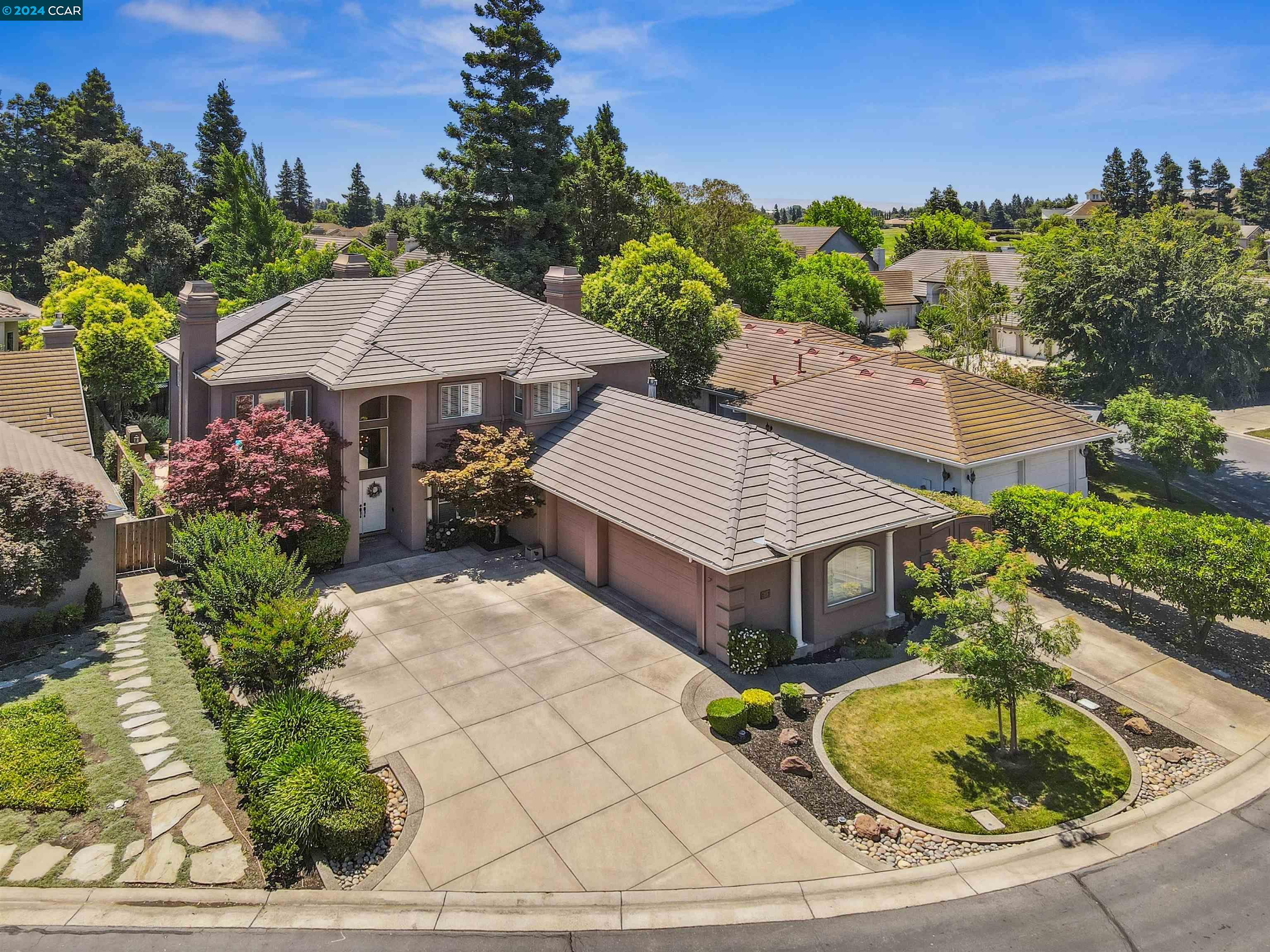 3938 Glen Abby Cir