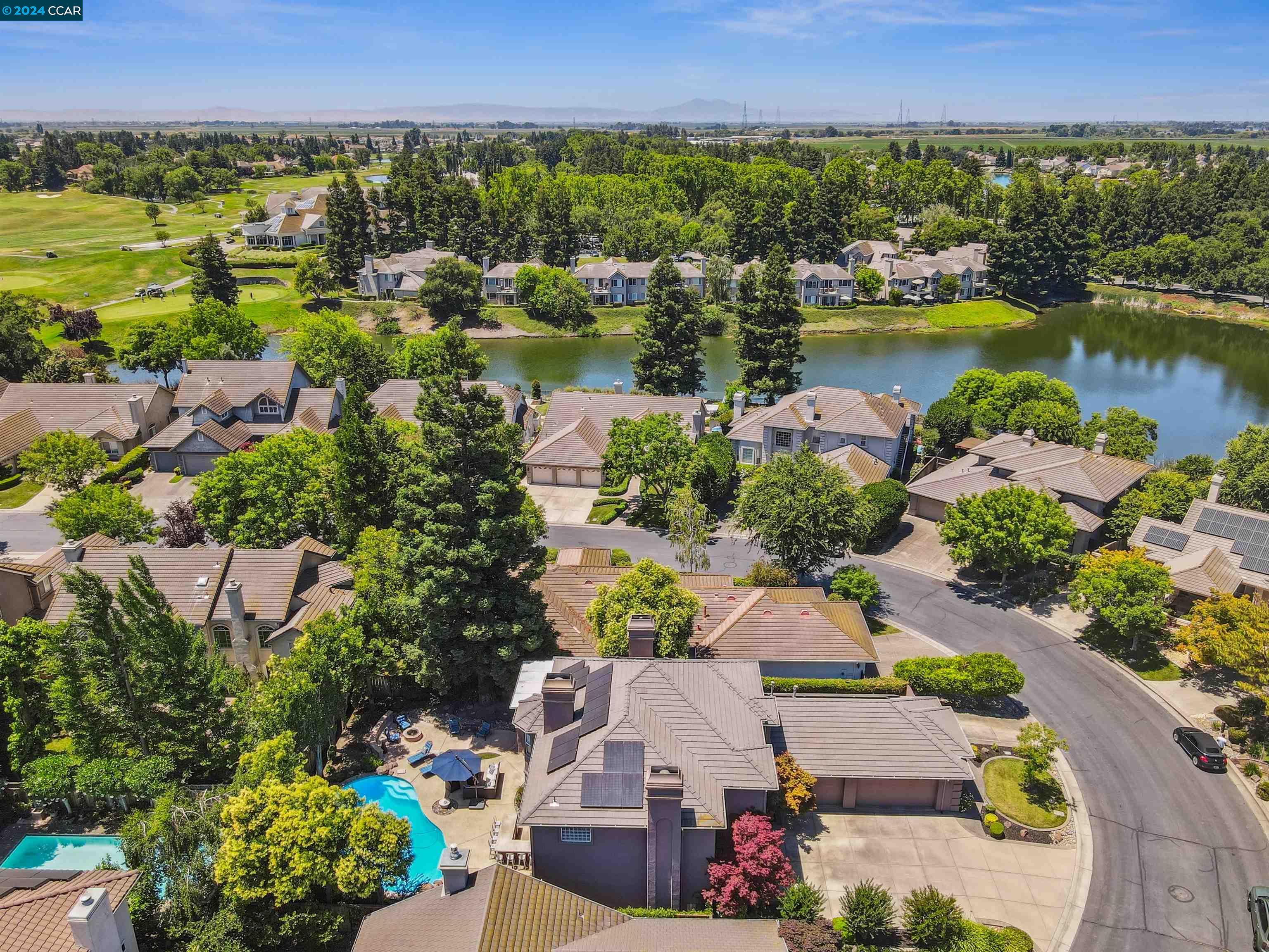 3938 Glen Abby Cir