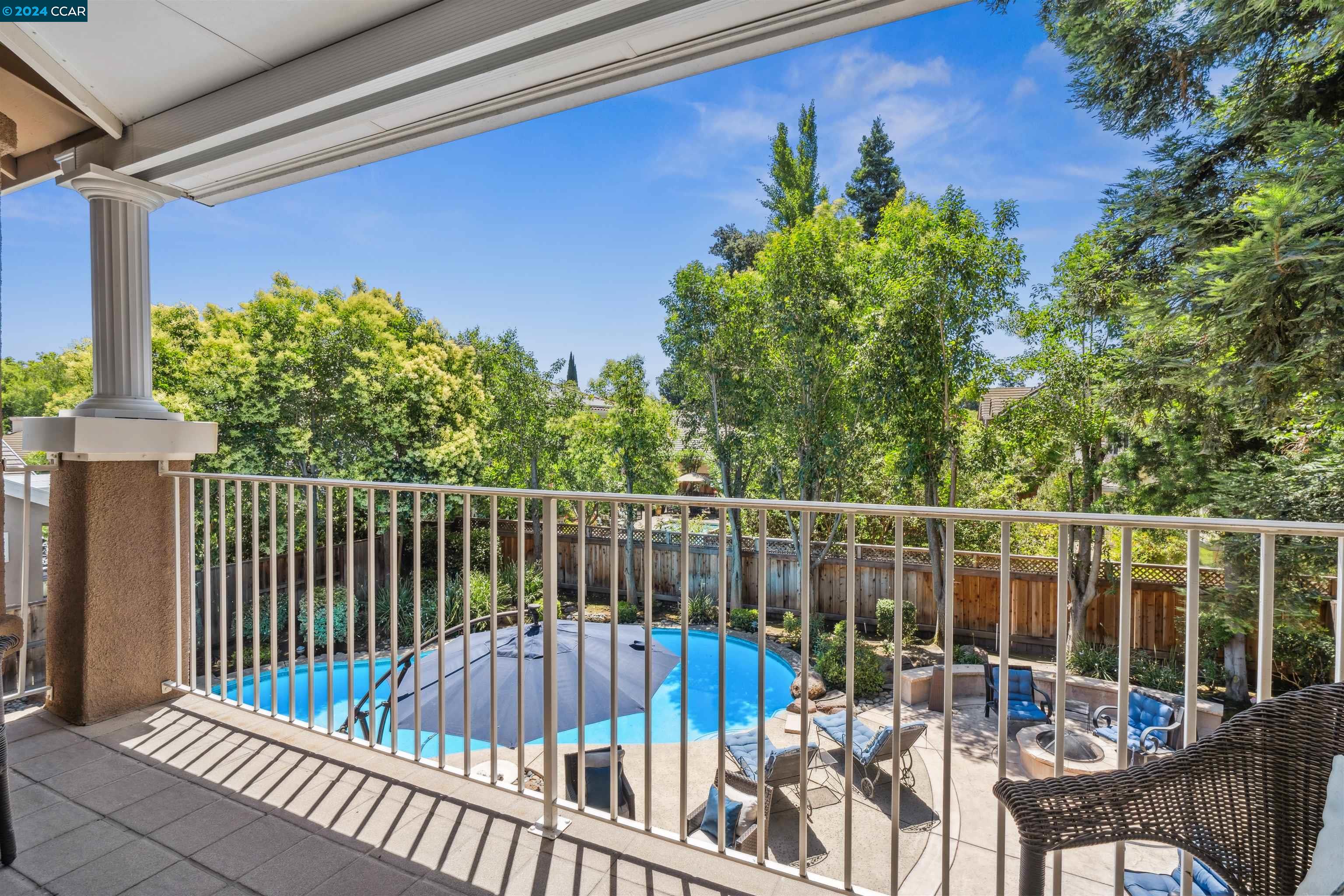 3938 Glen Abby Cir