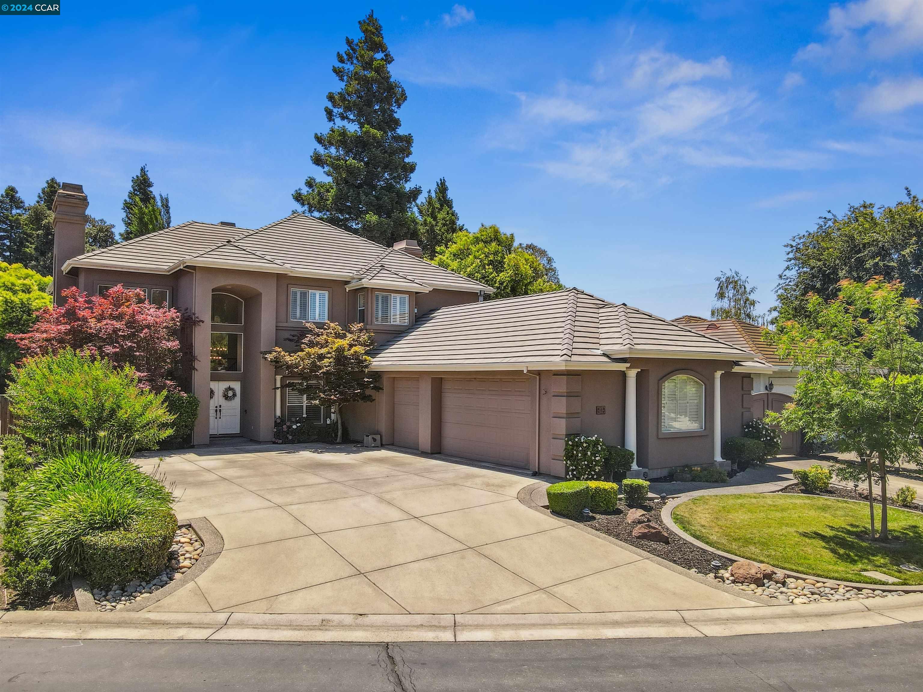 3938 Glen Abby Cir