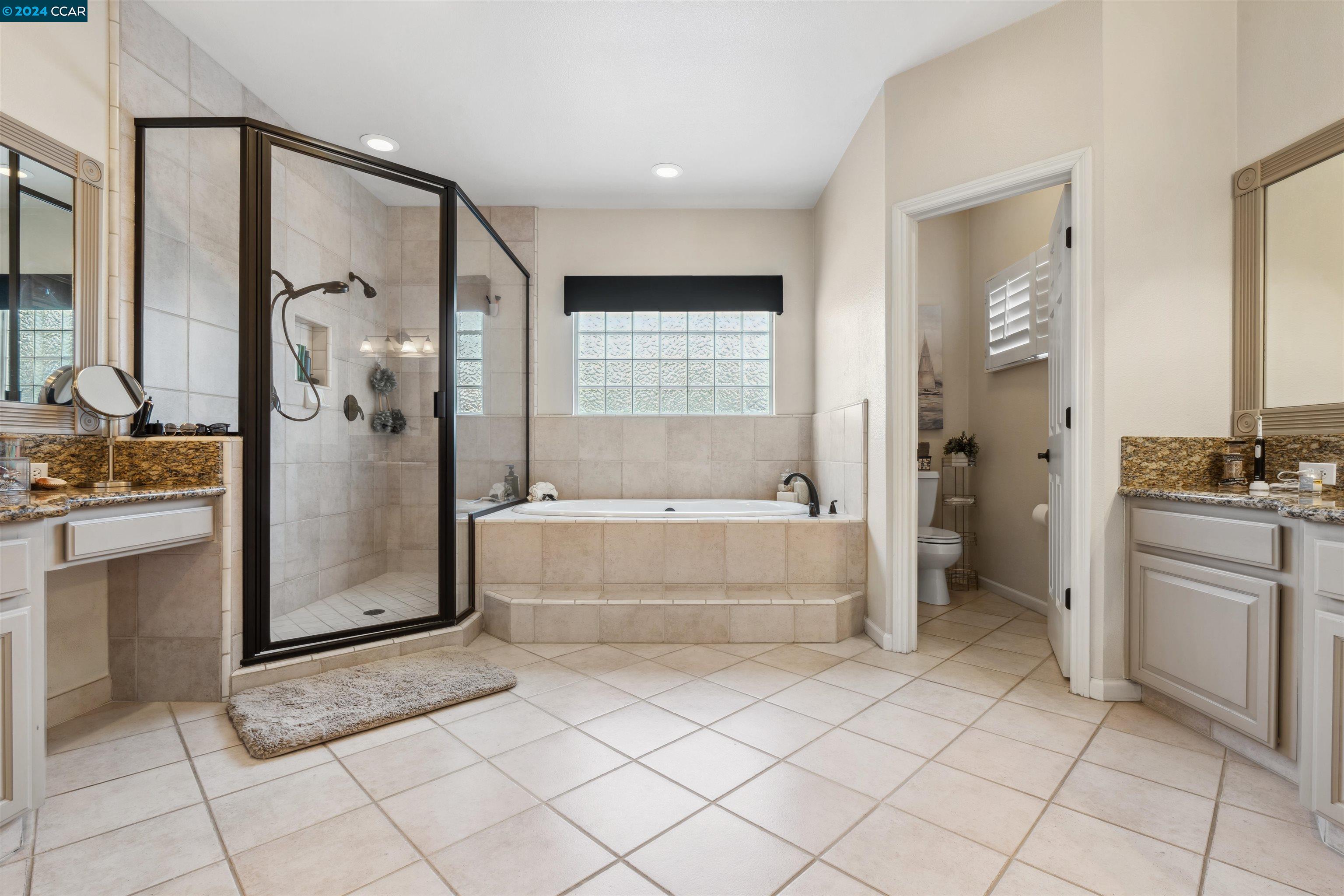 3938 Glen Abby Cir