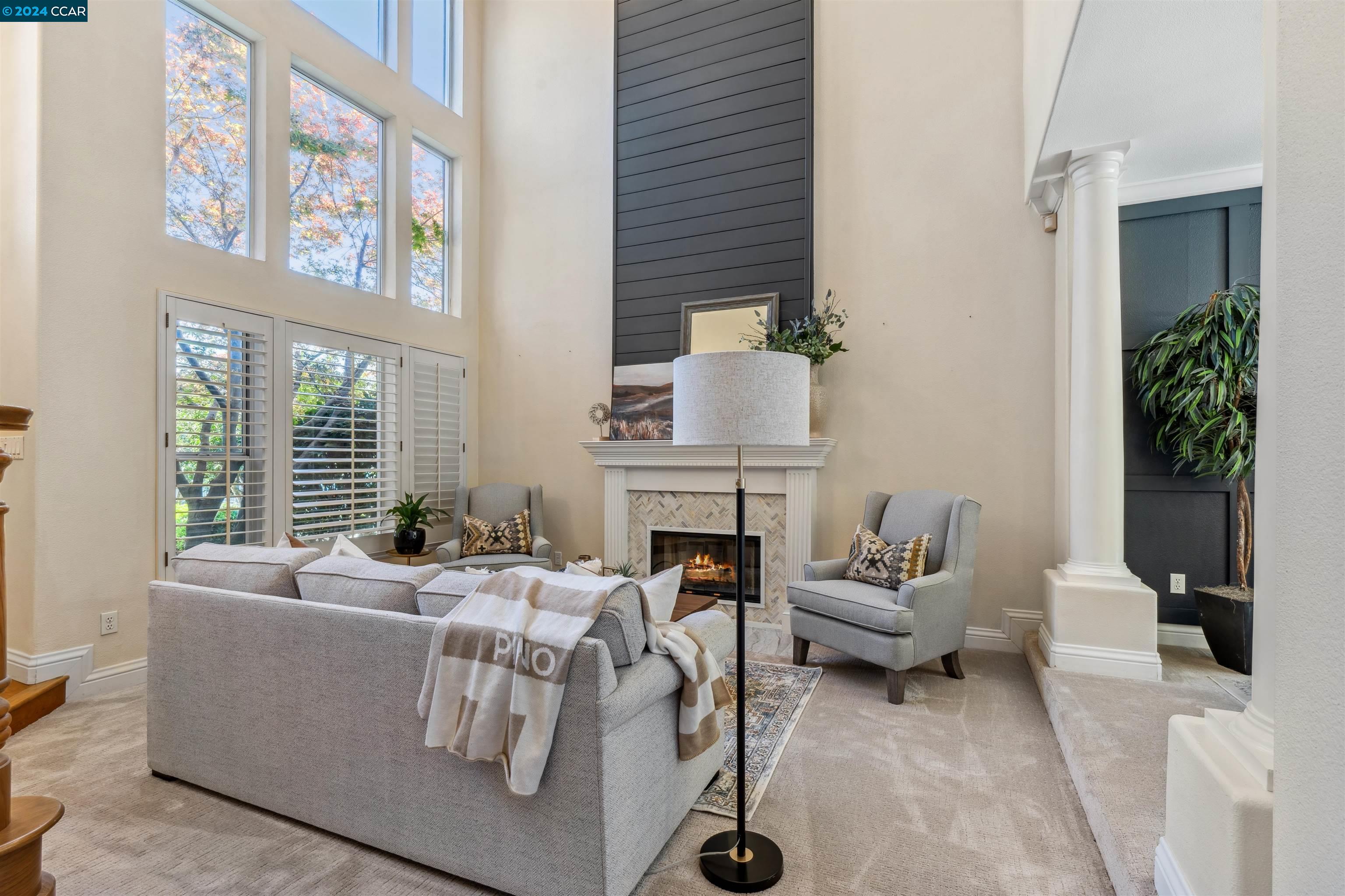 3938 Glen Abby Cir