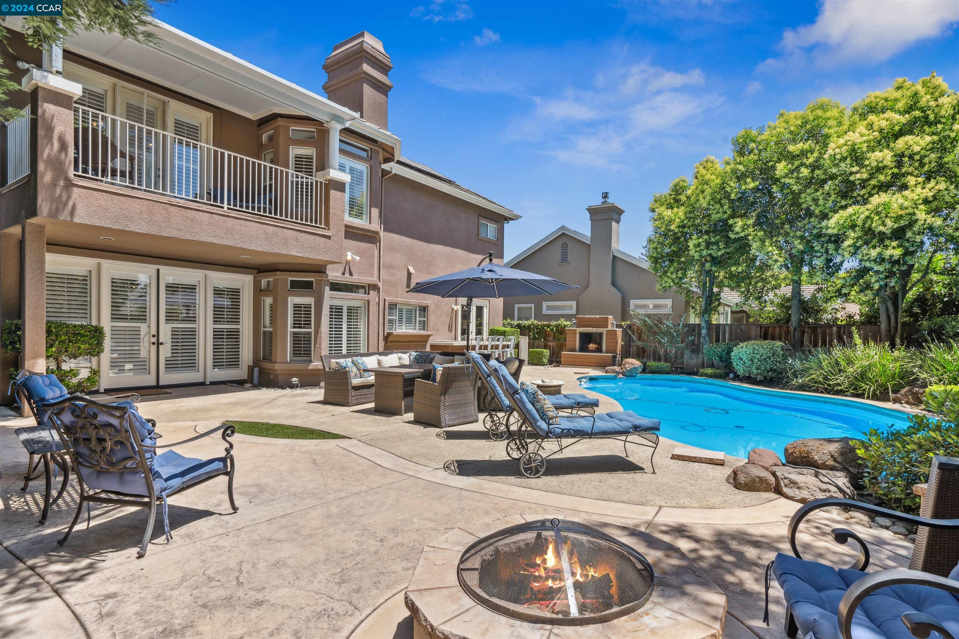 3938 Glen Abby Cir