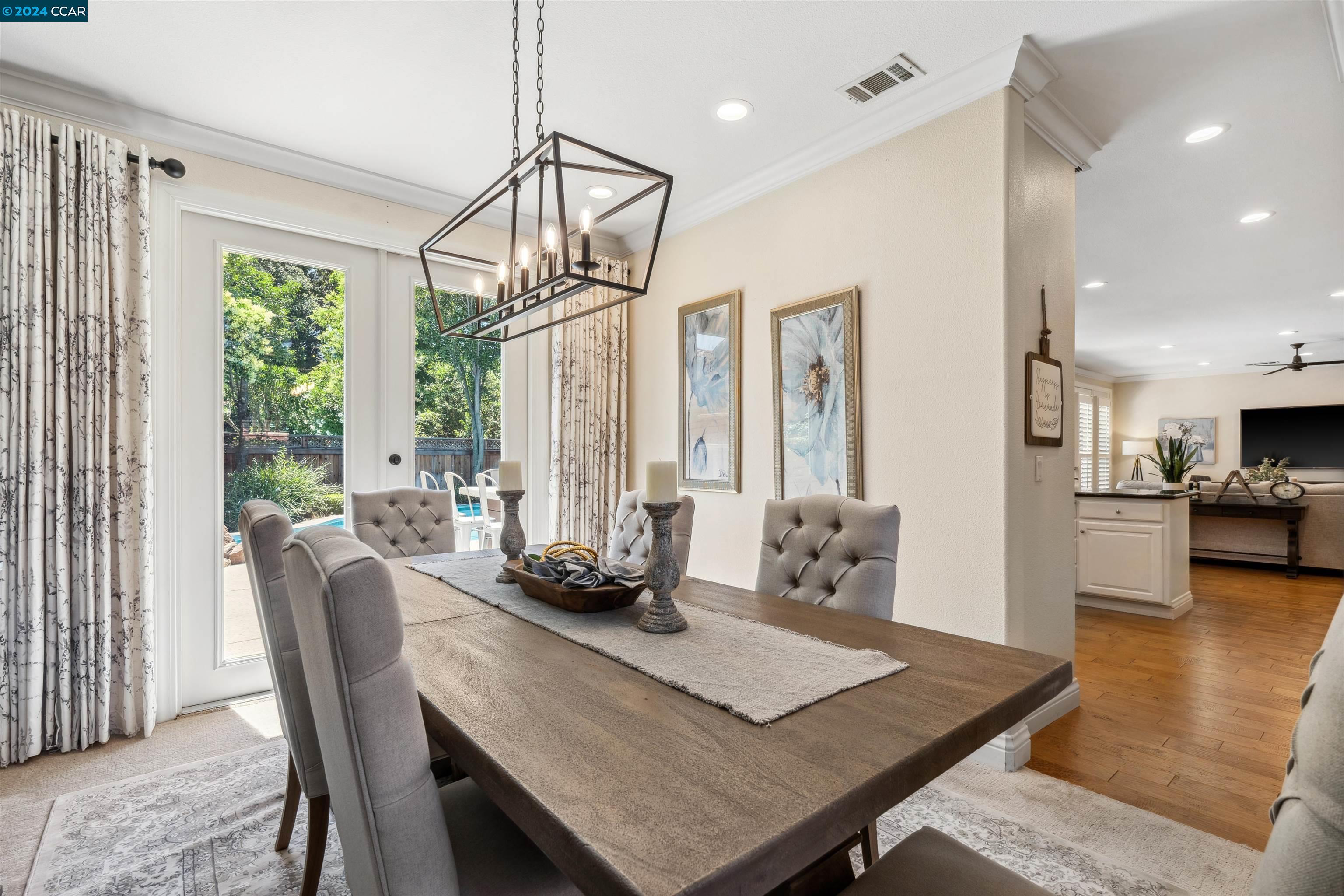 3938 Glen Abby Cir