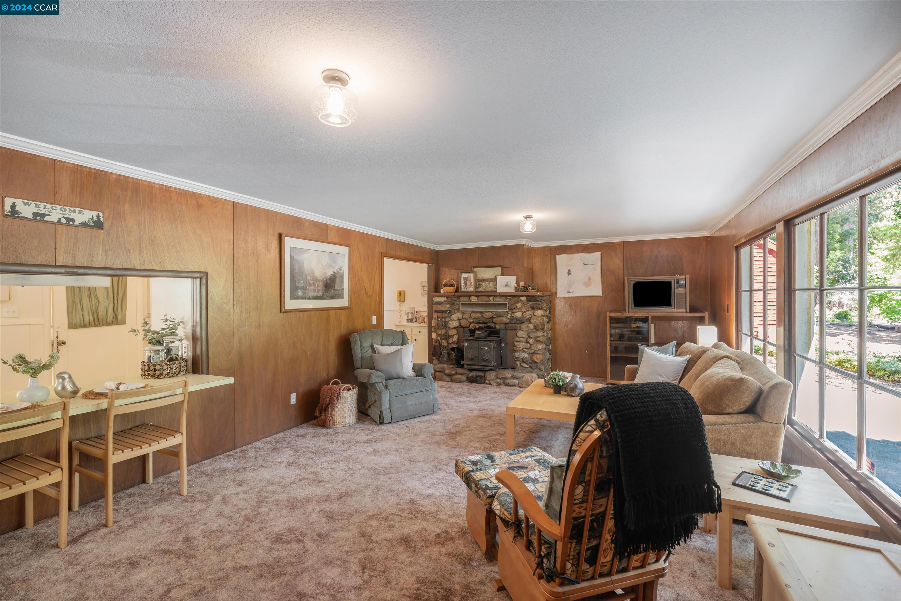 2700 Pine Dr