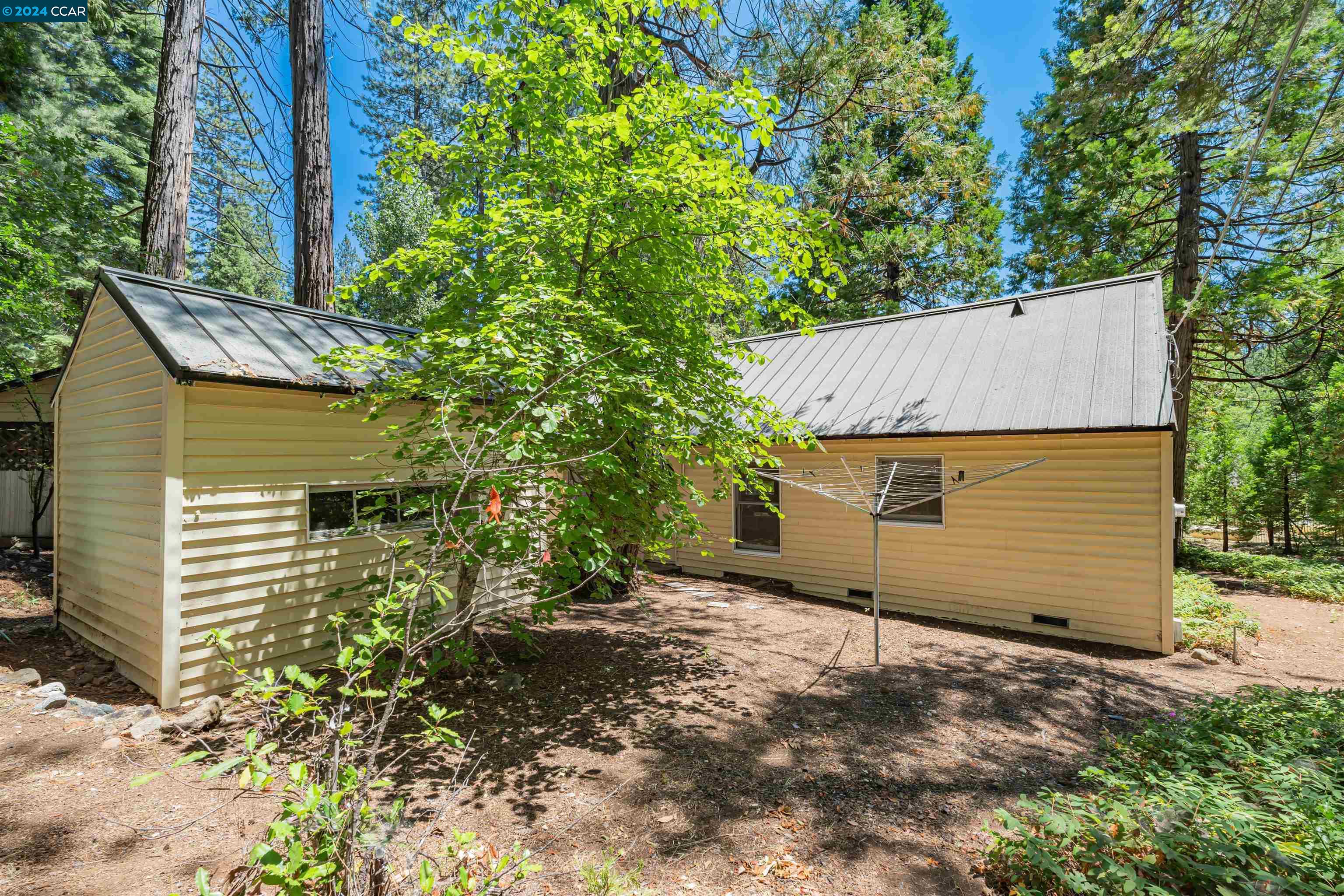 2700 Pine Dr
