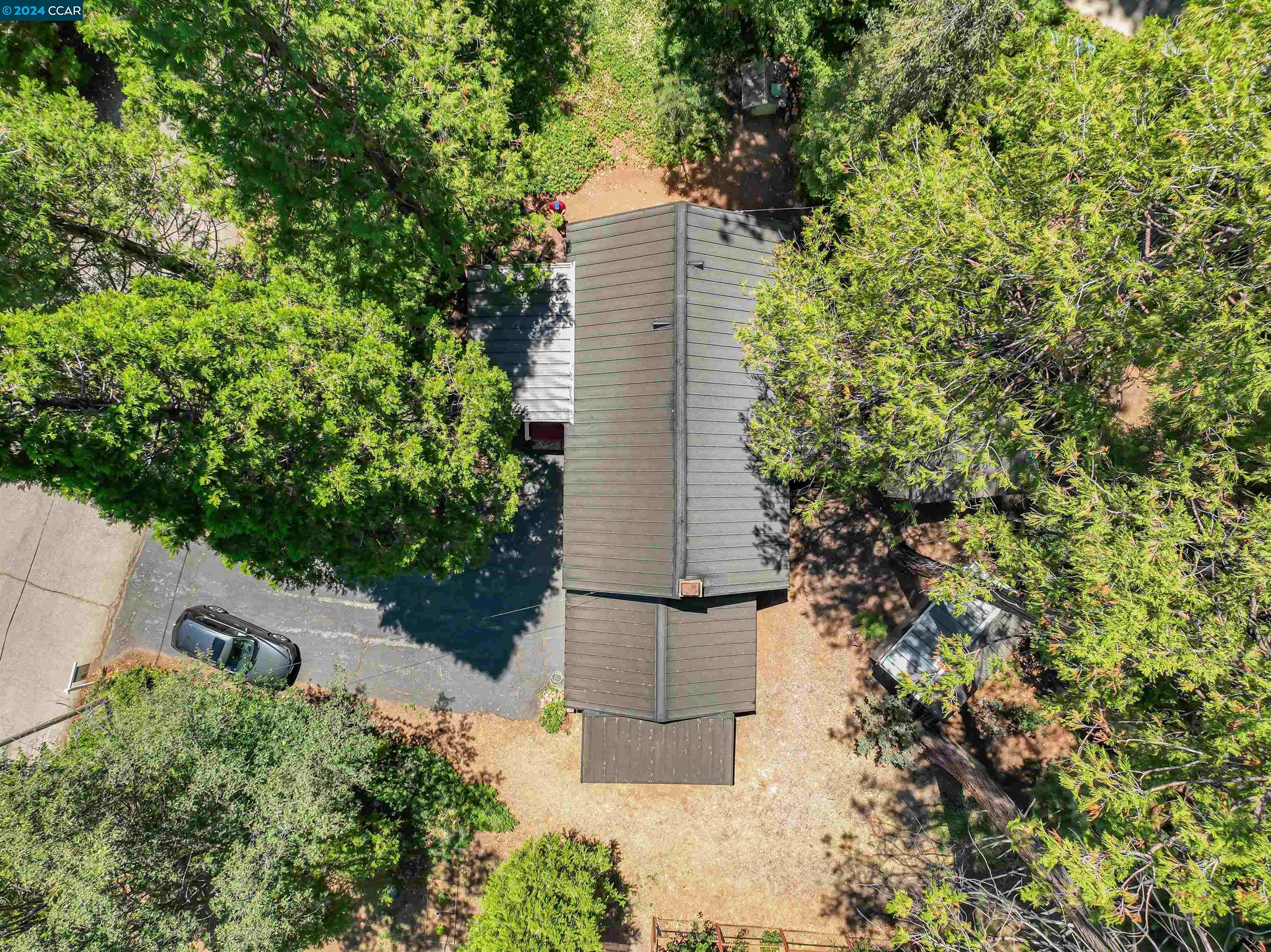 2700 Pine Dr