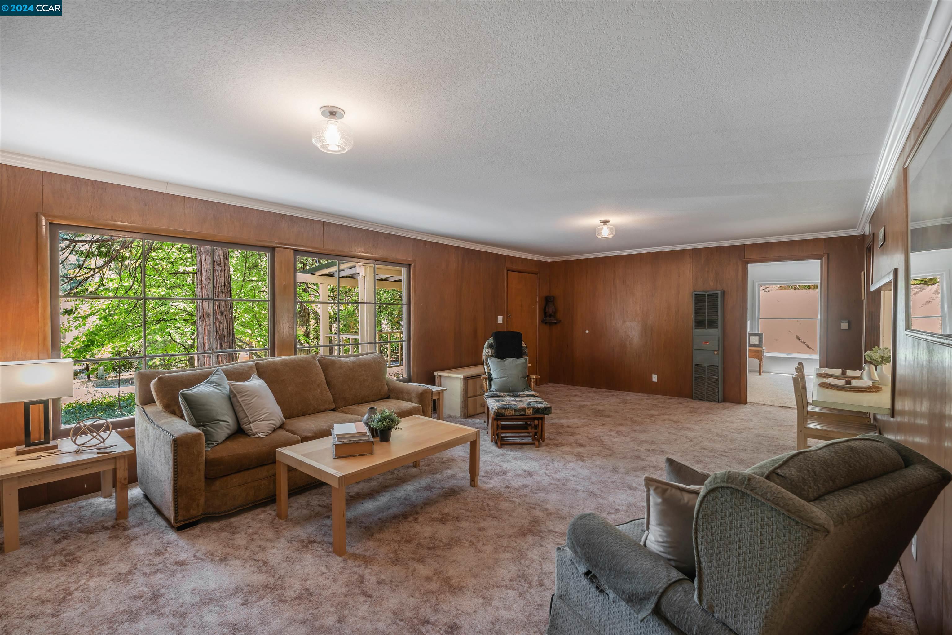 2700 Pine Dr