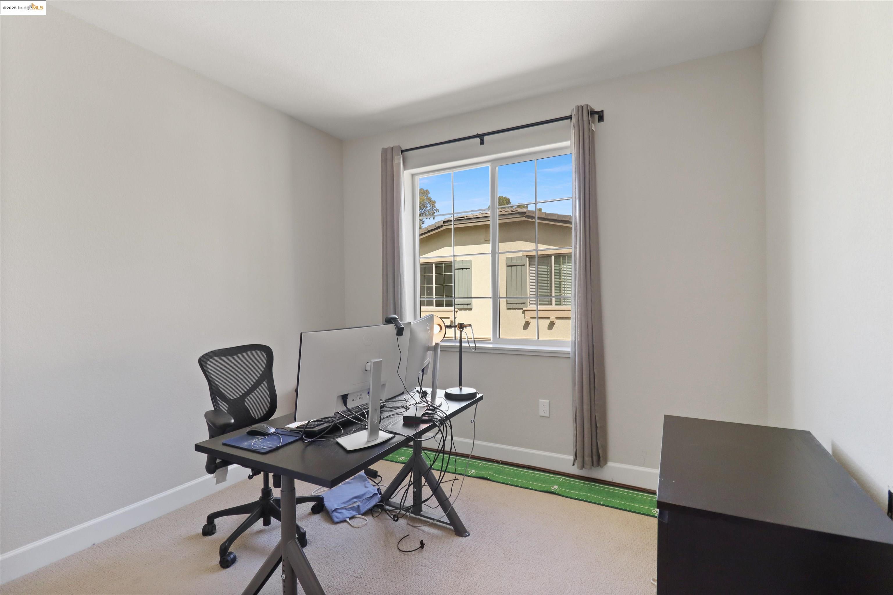 225 Laurel Knoll Dr