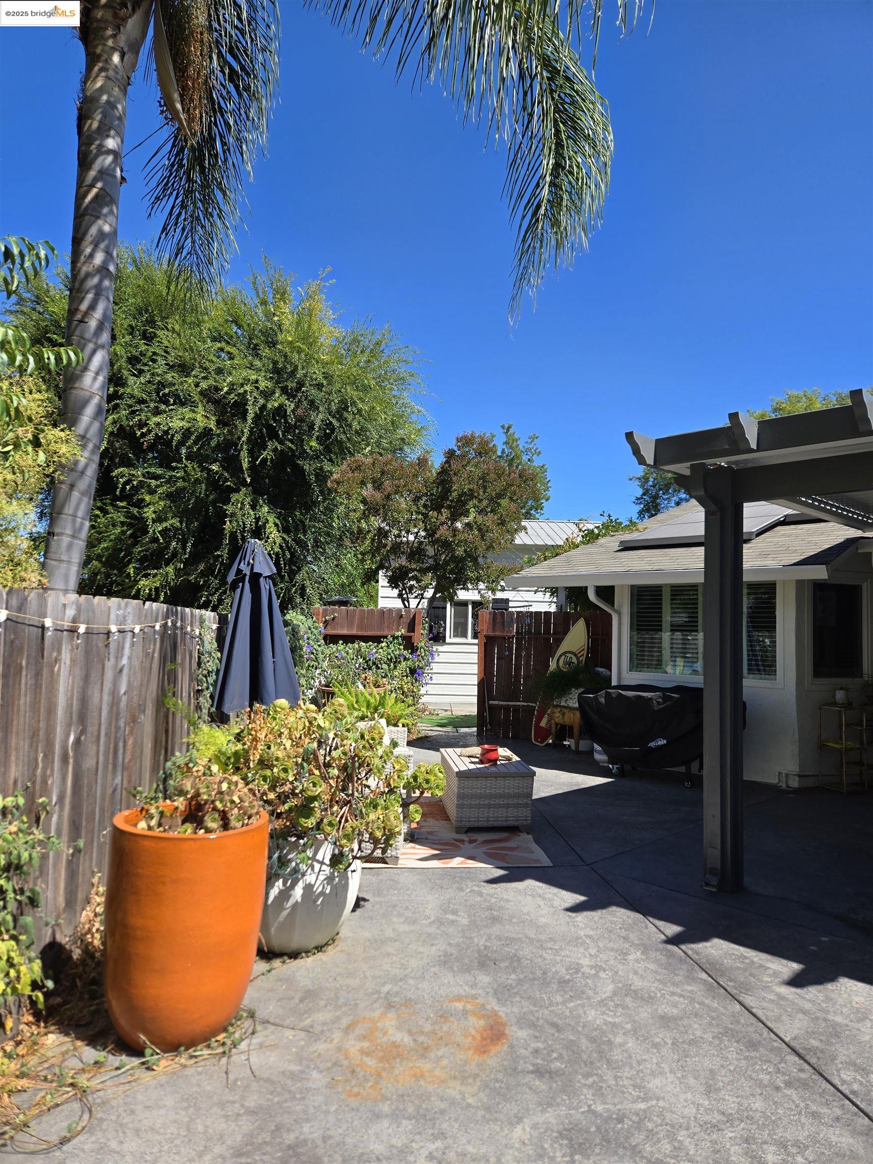 512 Corte Alta