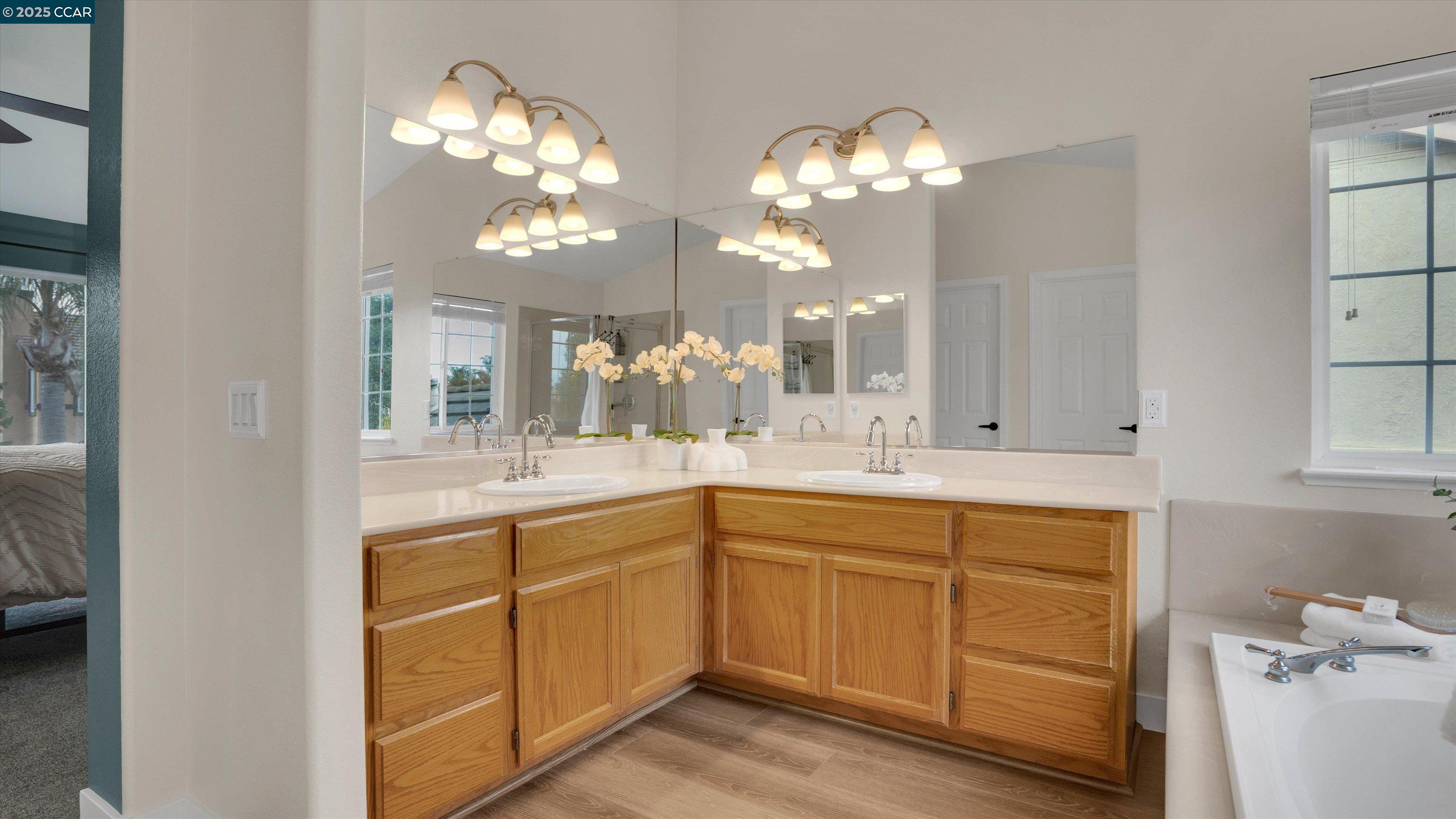 1029 Glade Ct