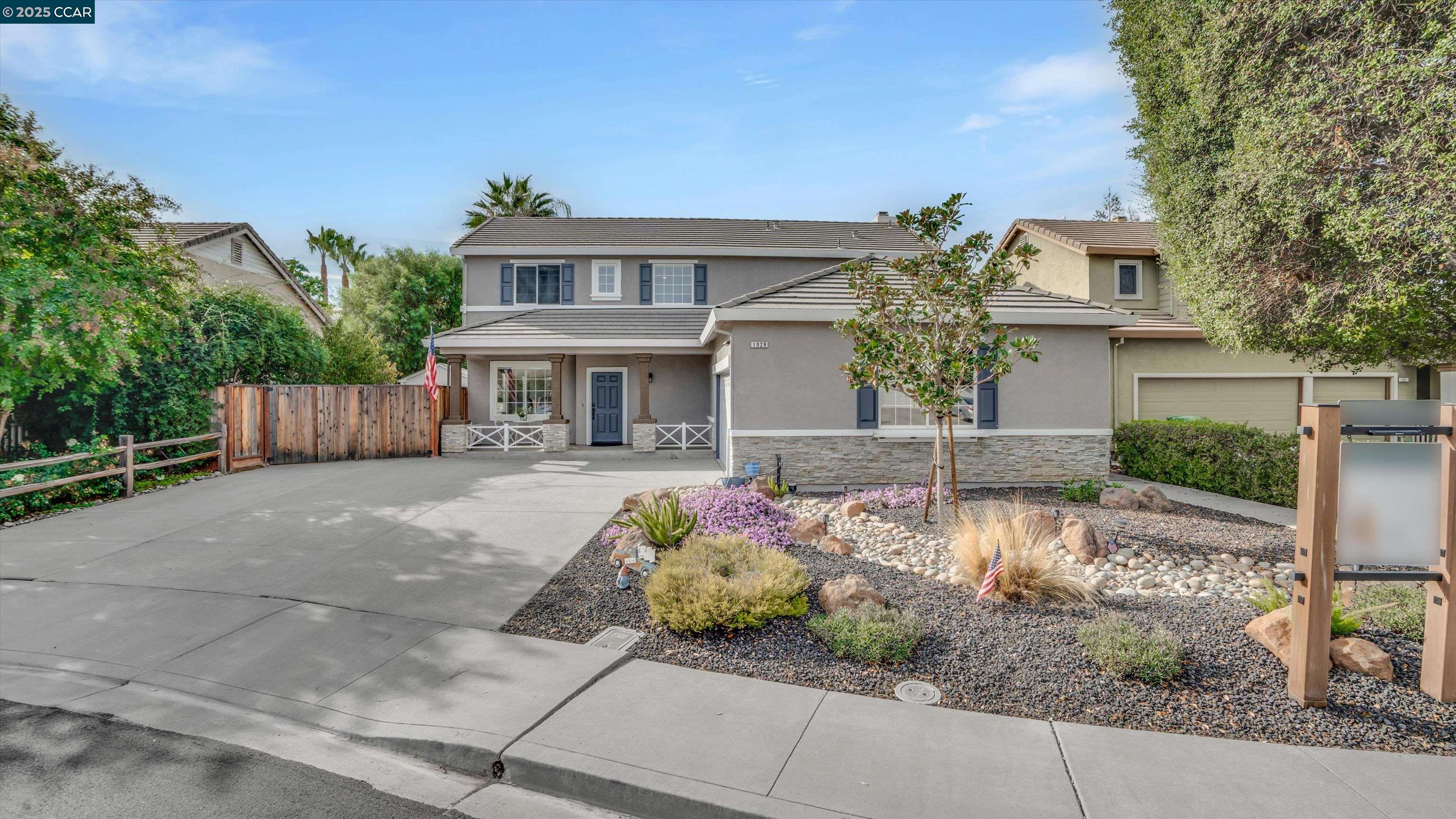 1029 Glade Ct