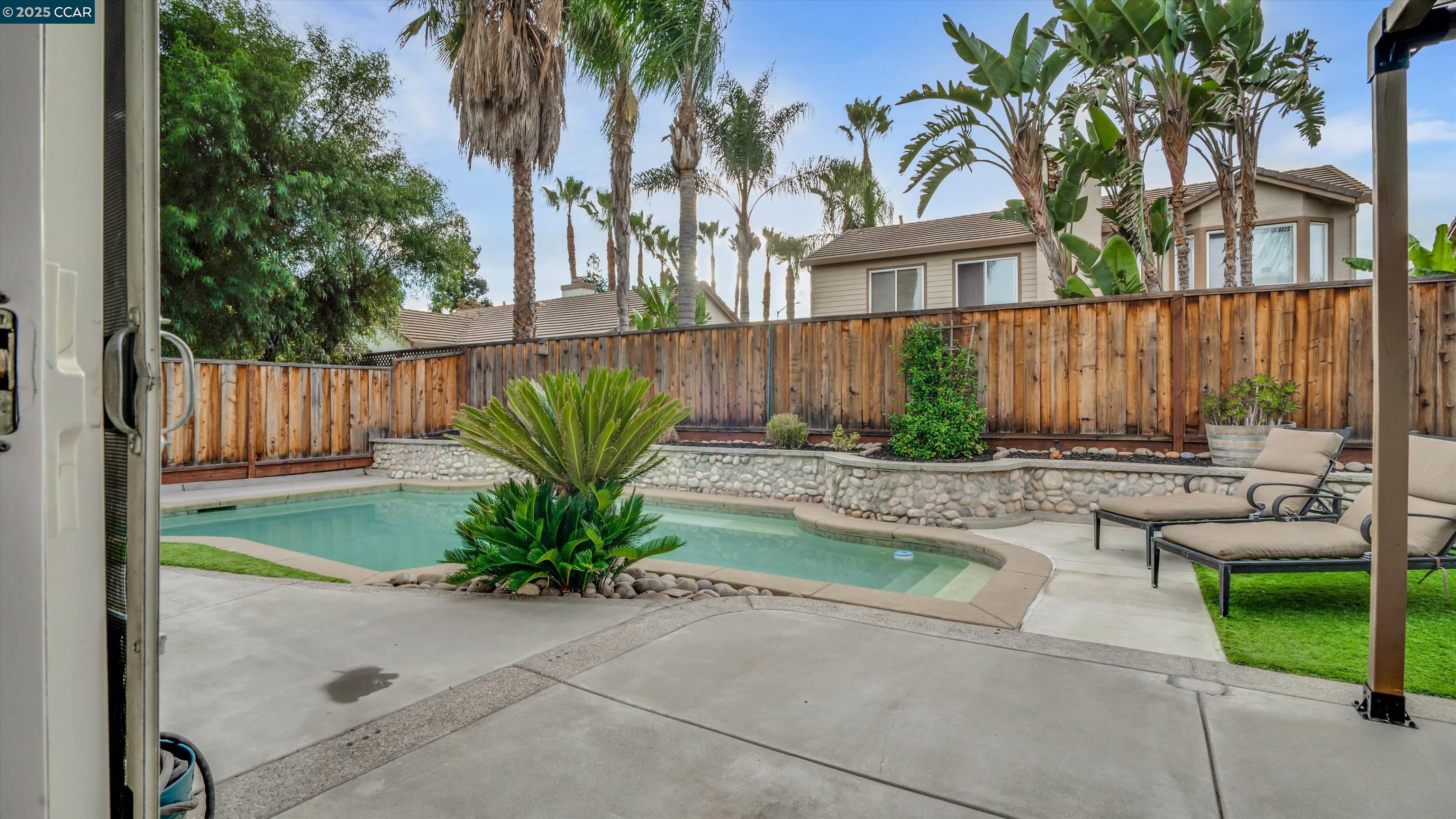 1029 Glade Ct