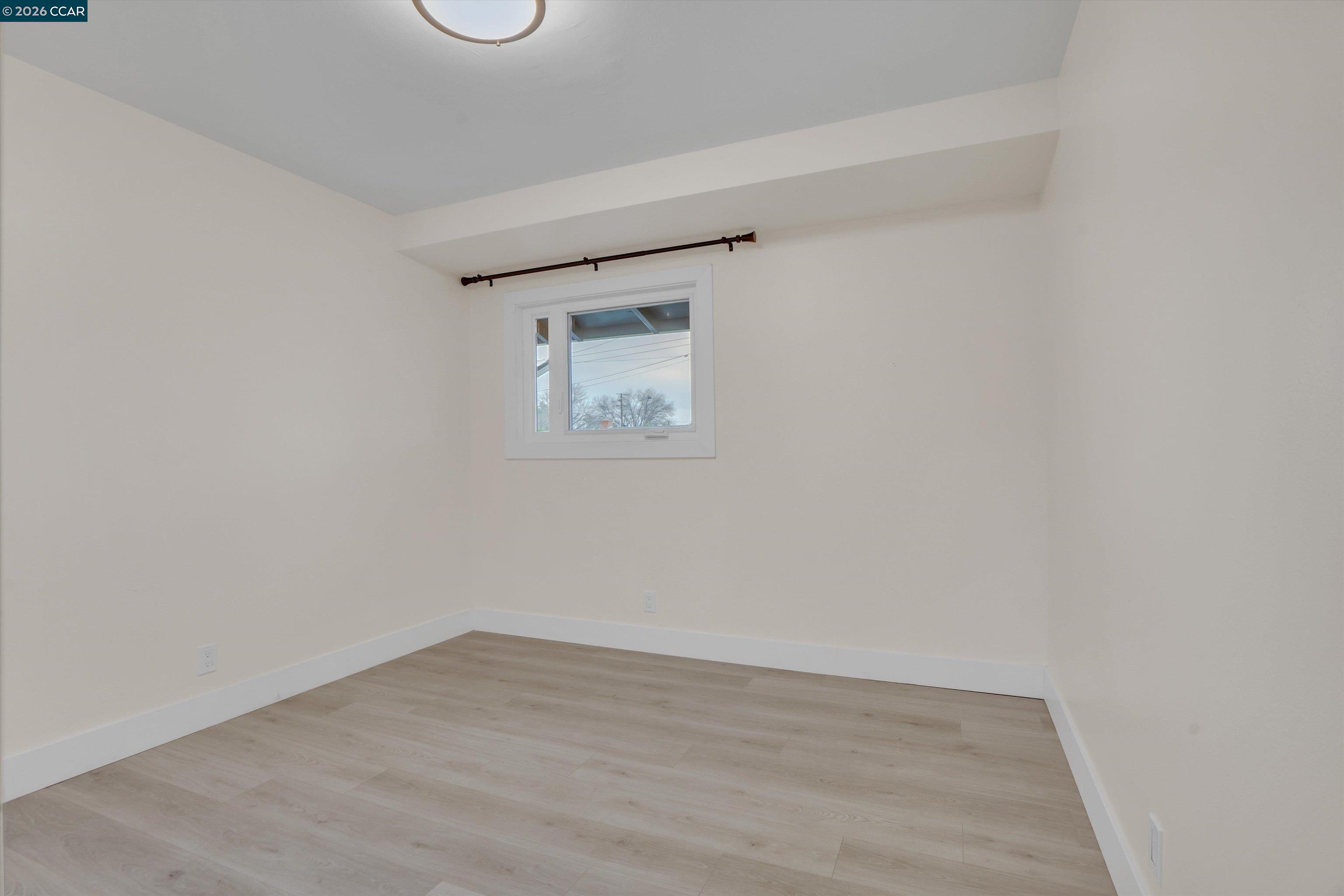 1290 Cypress Dr
