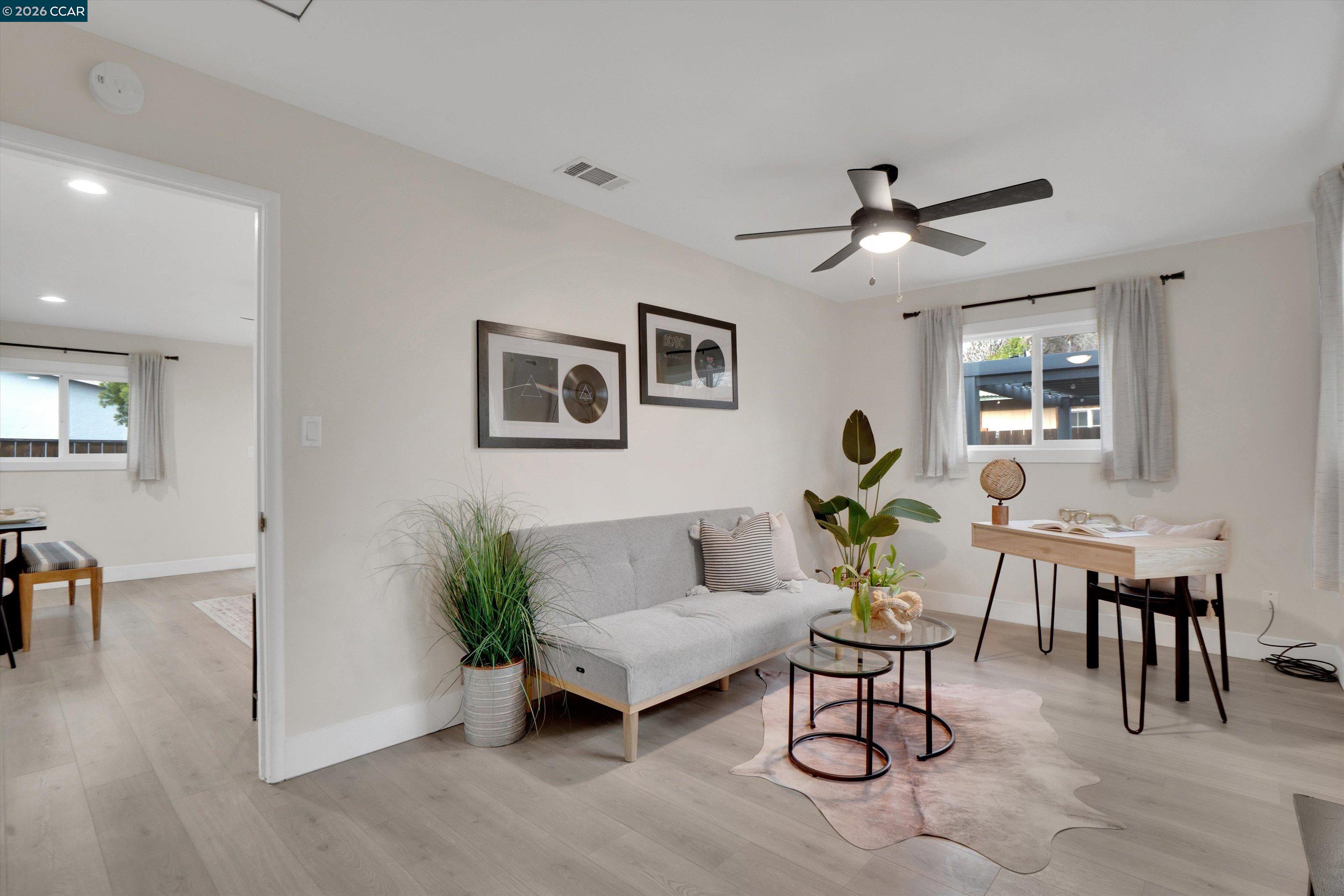 1290 Cypress Dr