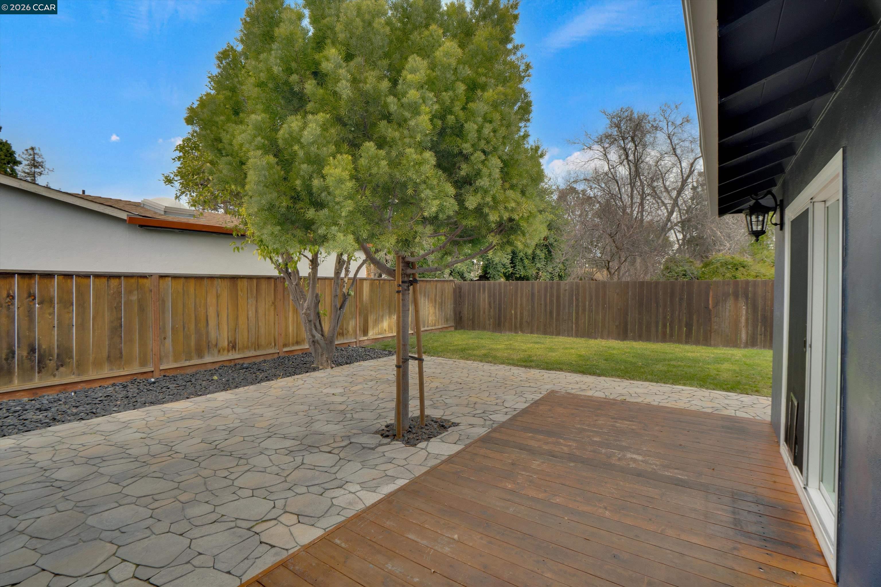1290 Cypress Dr