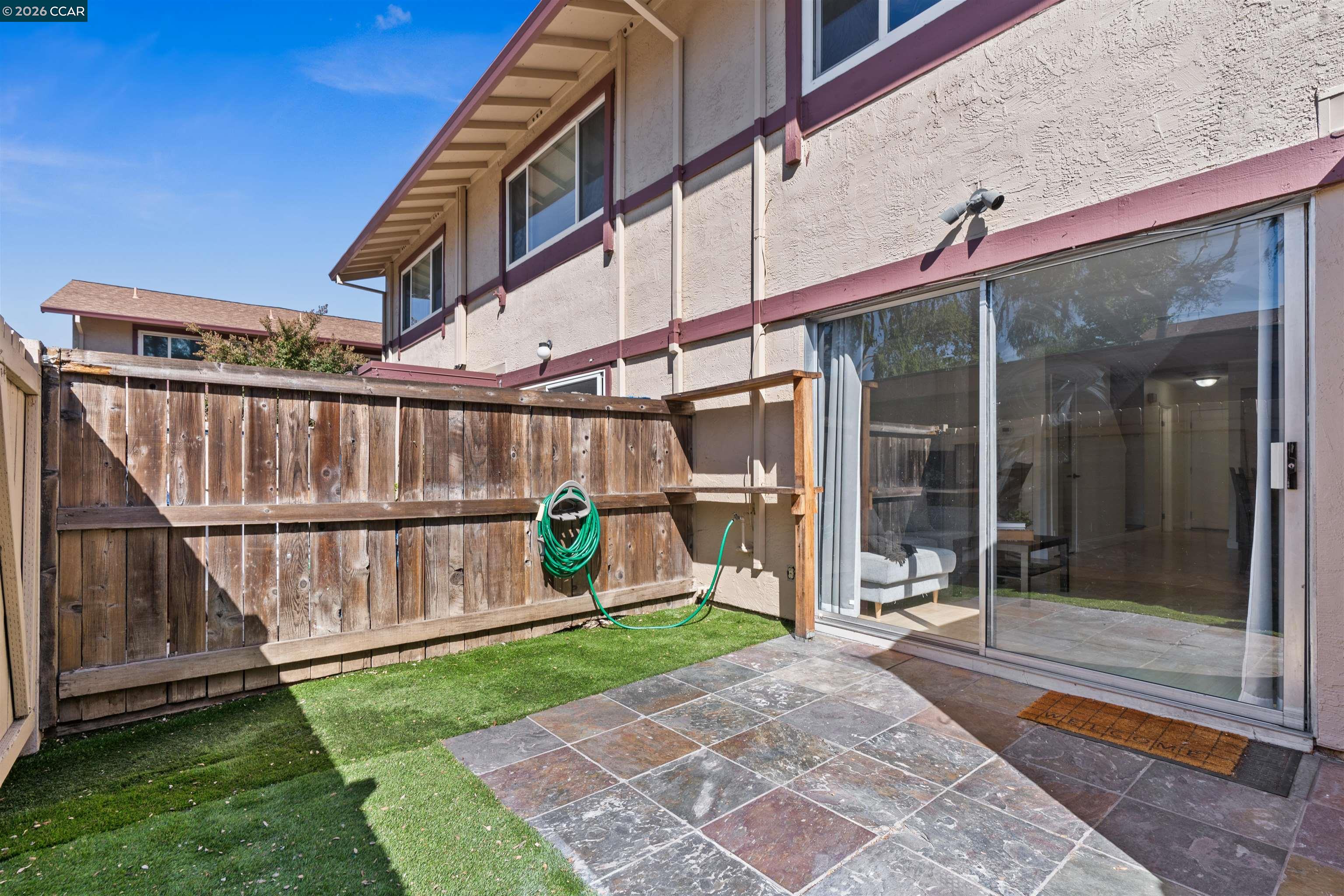 1535 Parkwood Pl