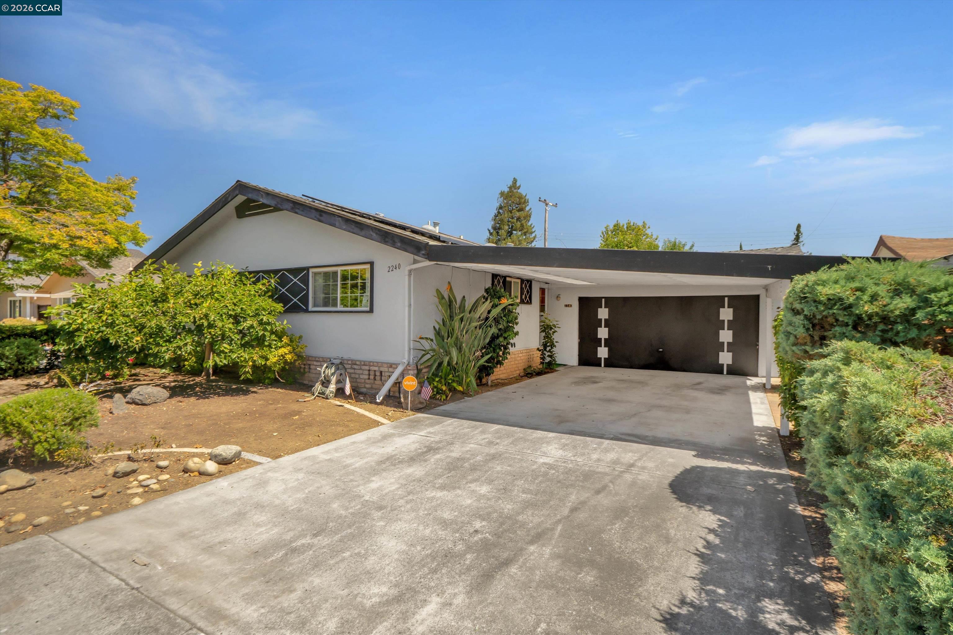 2240 Wren Way