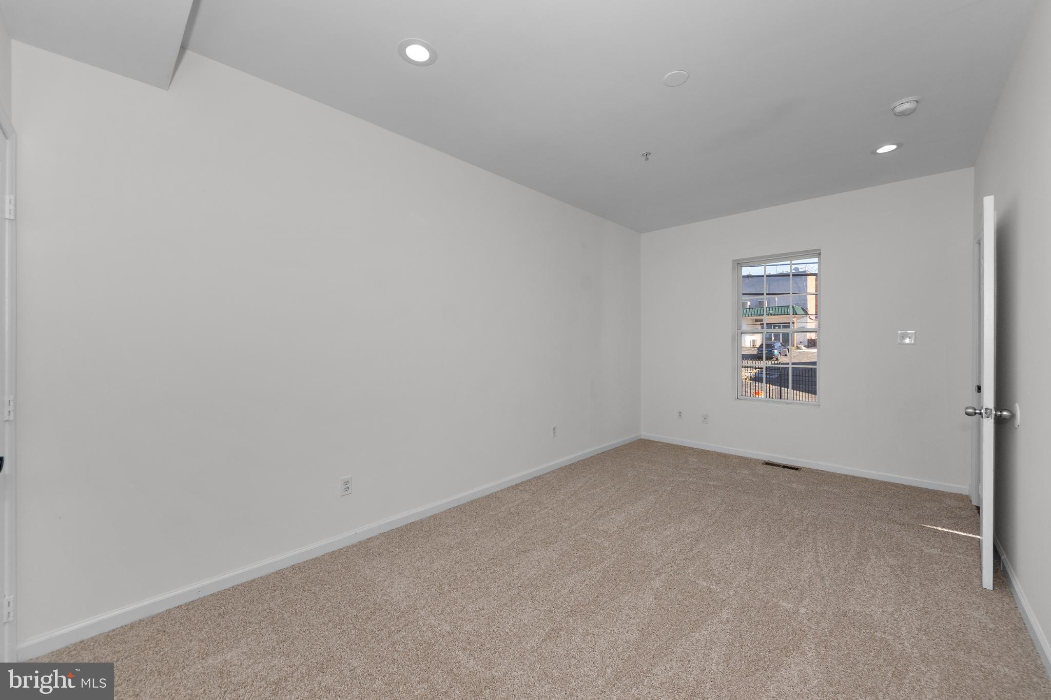 2409 BRYAN PLACE SE