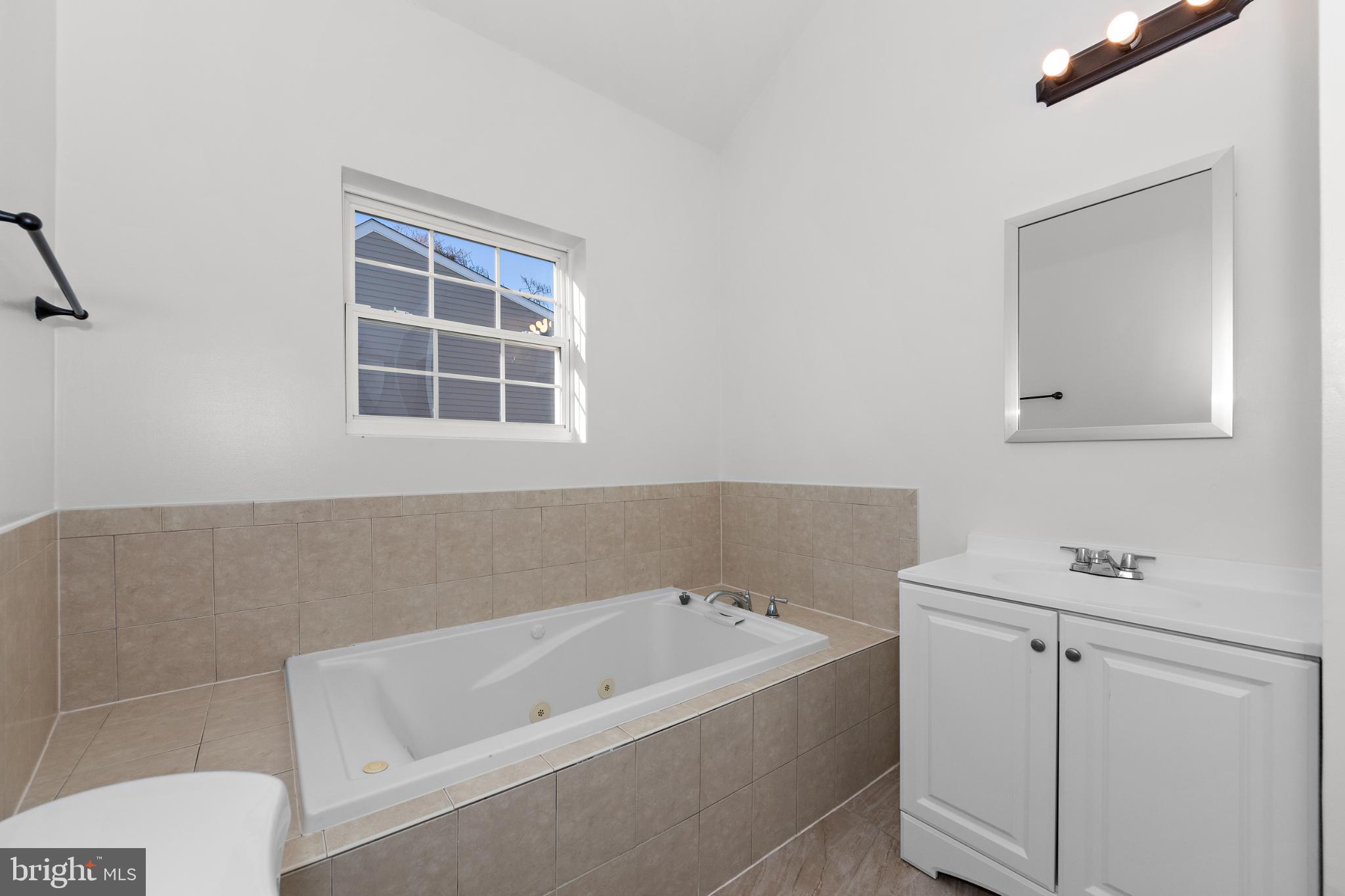 2409 BRYAN PLACE SE