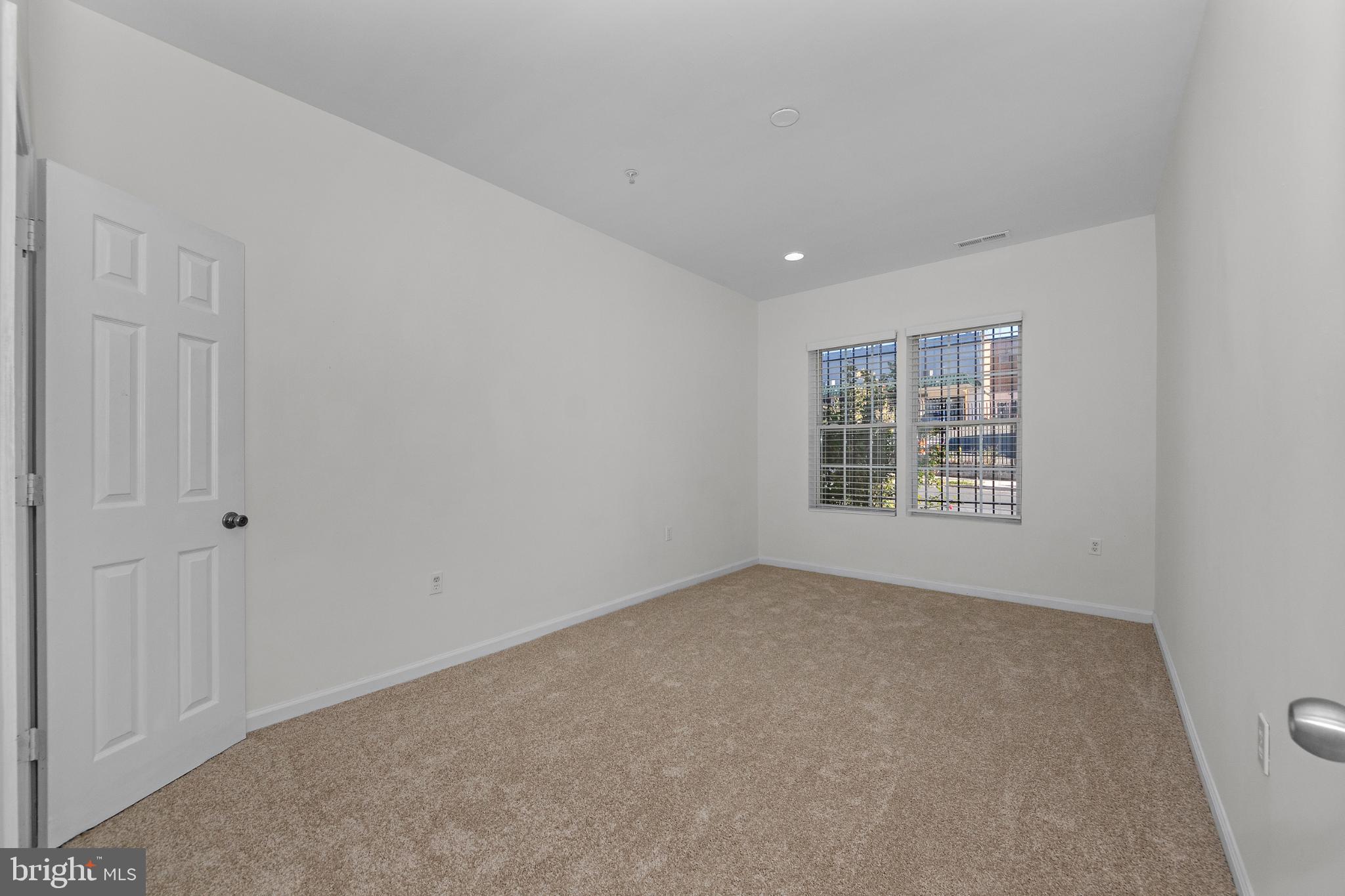 2409 BRYAN PLACE SE