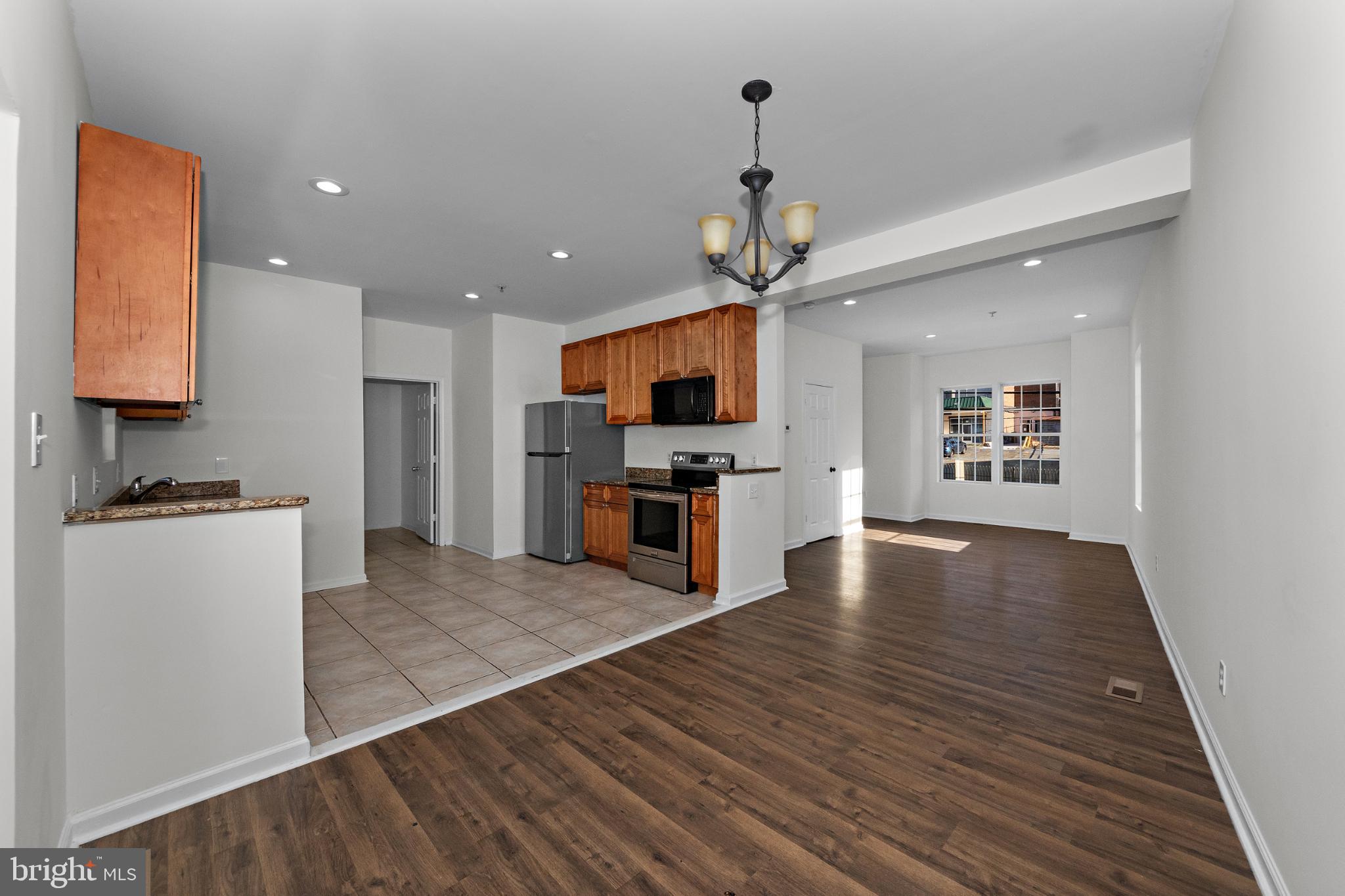 2409 BRYAN PLACE SE