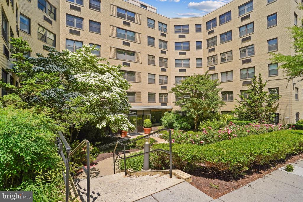 1801 CLYDESDALE PLACE NW 420