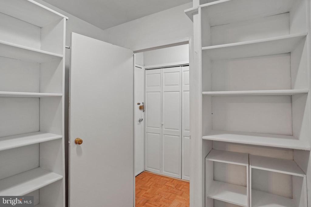 1801 CLYDESDALE PLACE NW 420