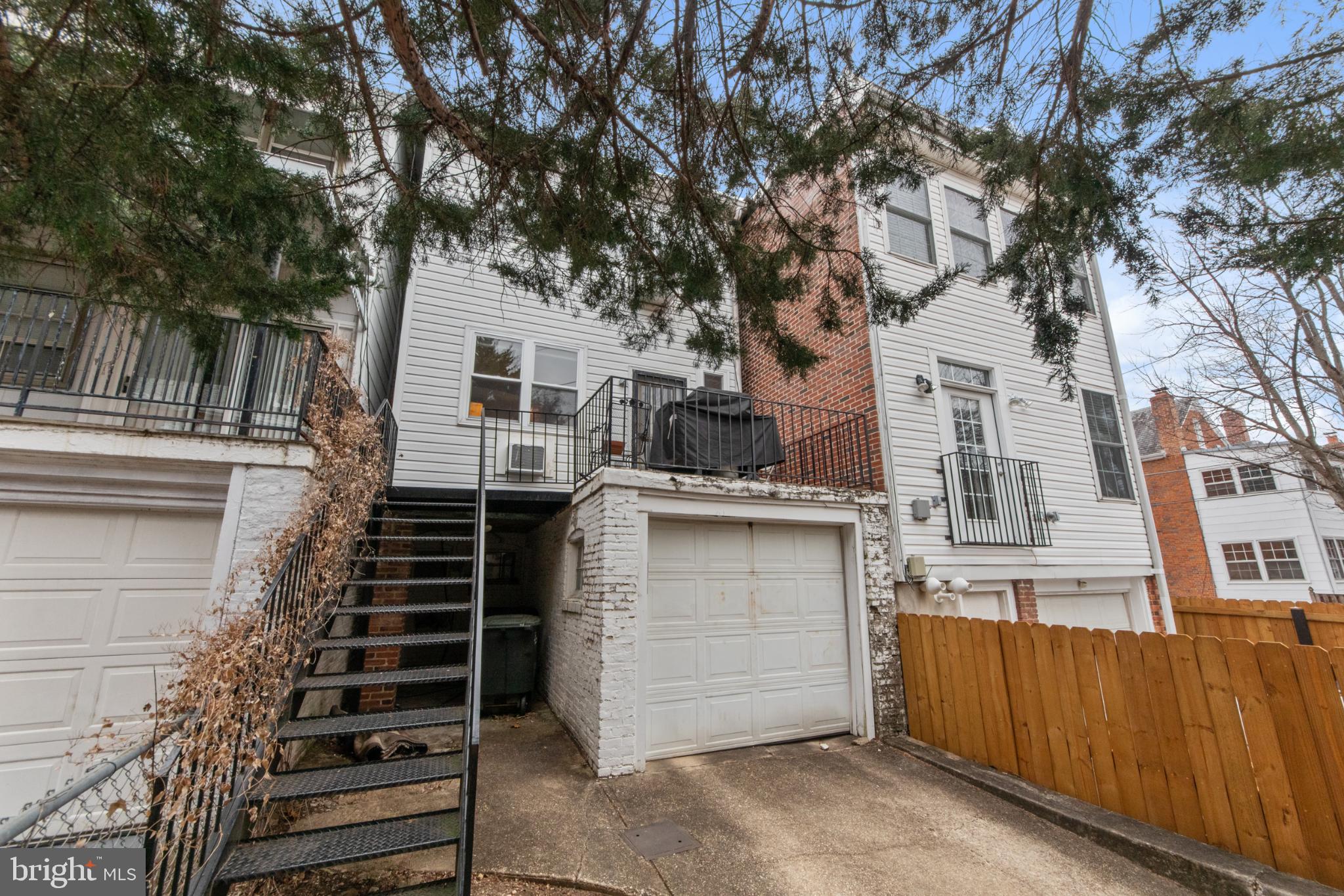 2446 TUNLAW ROAD NW