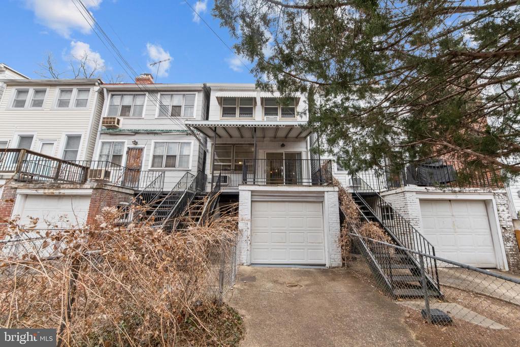 2448 TUNLAW ROAD NW