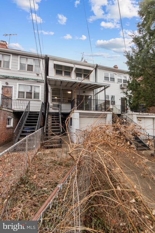 2448 TUNLAW ROAD NW