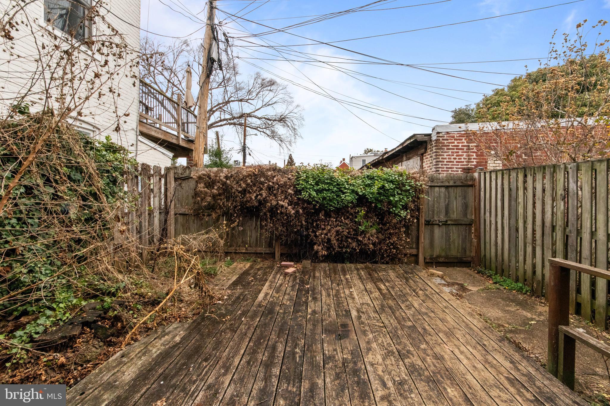1014 INDEPENDENCE AVENUE SE
