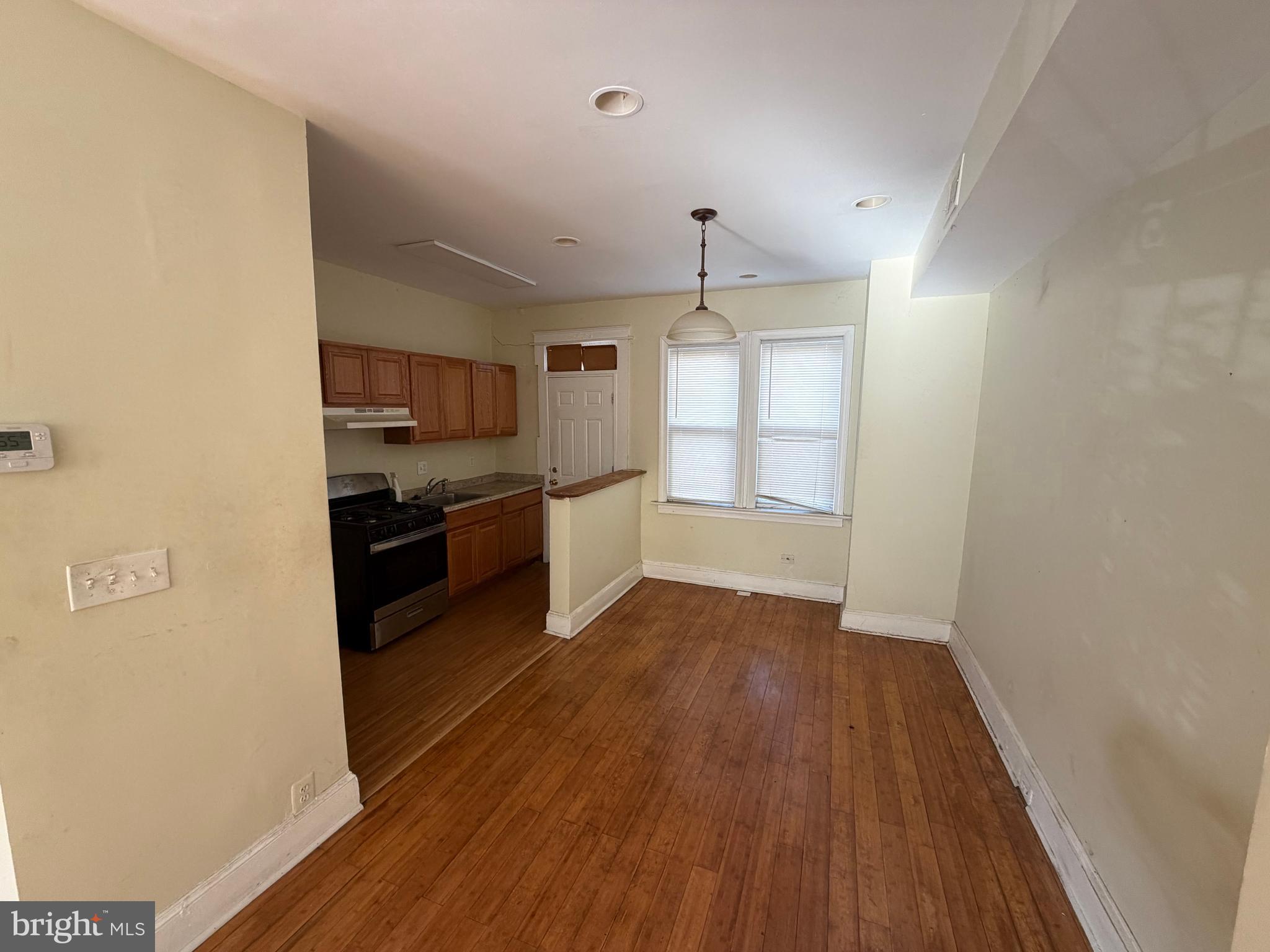 130 16TH STREET NE
