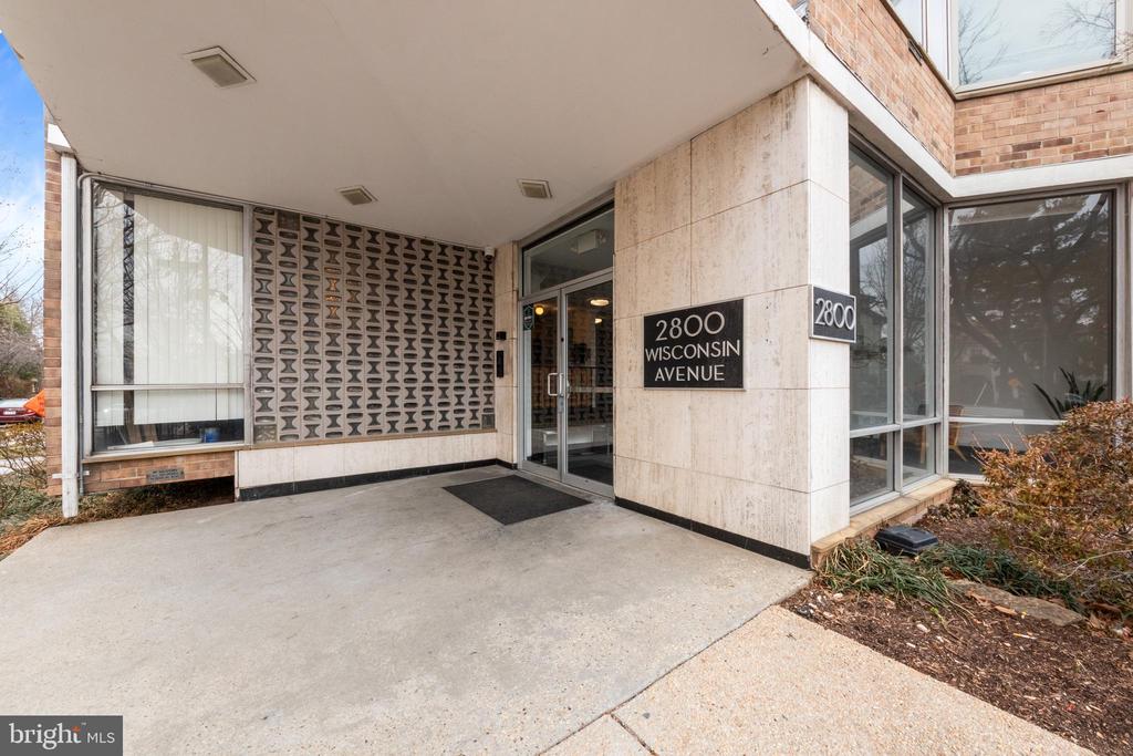 2800 WISCONSIN AVENUE NW 709