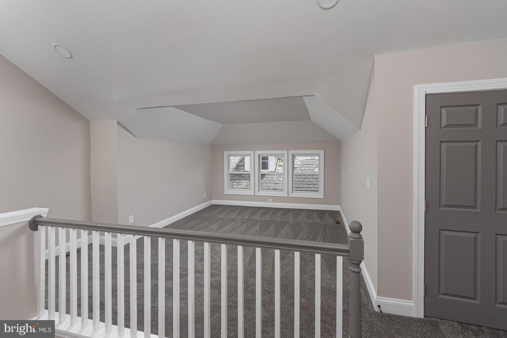3809 DORCHESTER ROAD