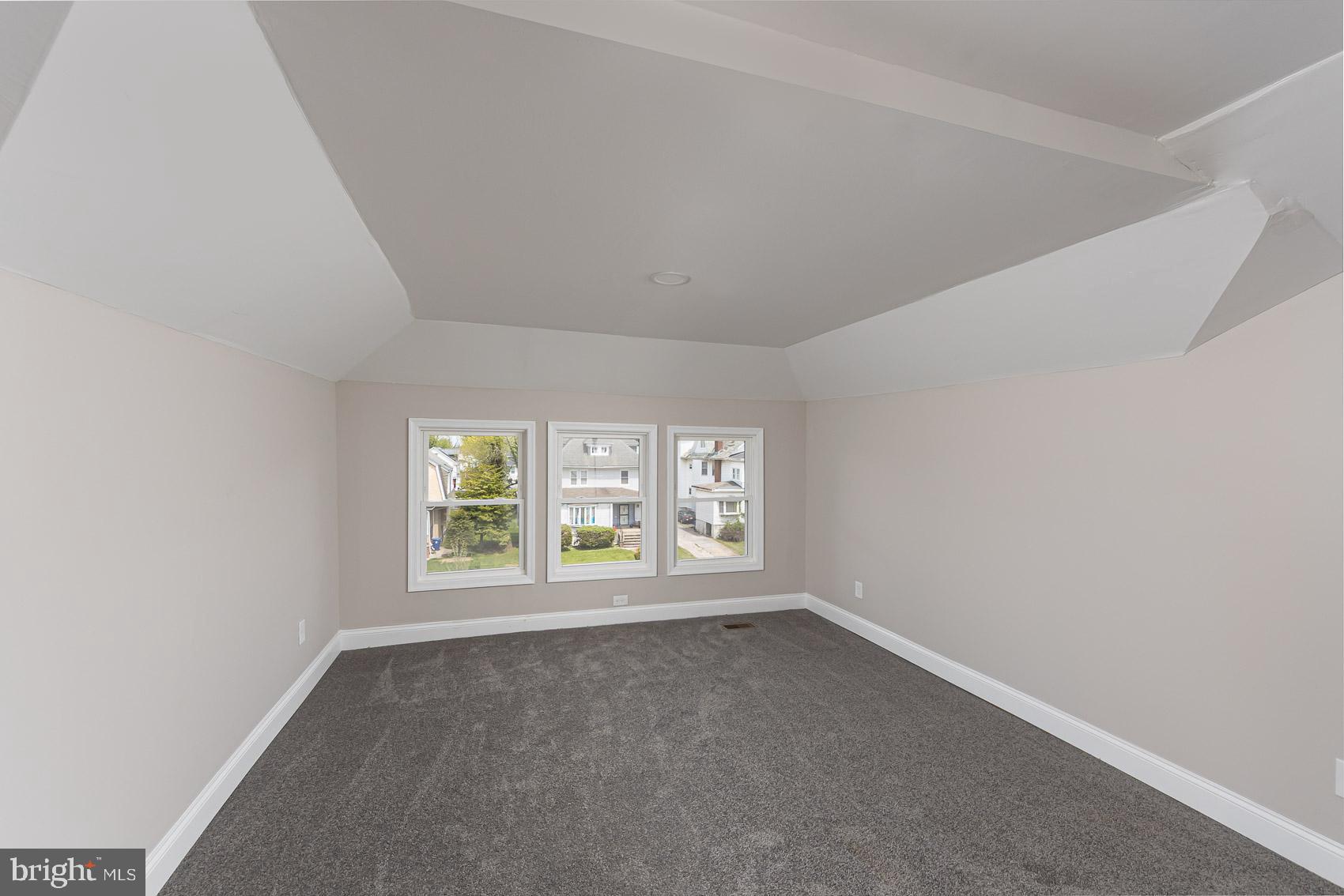 3809 DORCHESTER ROAD