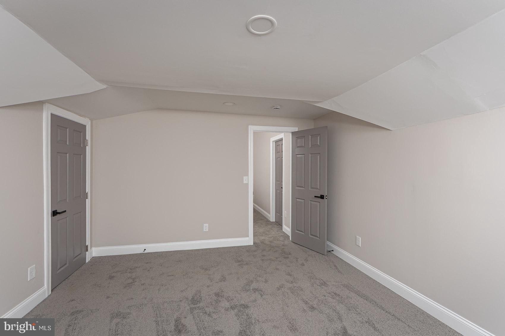 3809 DORCHESTER ROAD