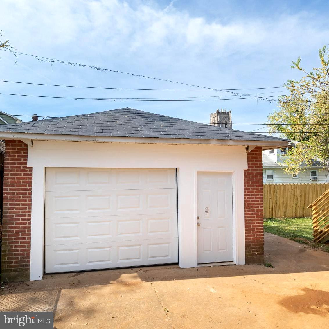 3809 DORCHESTER ROAD