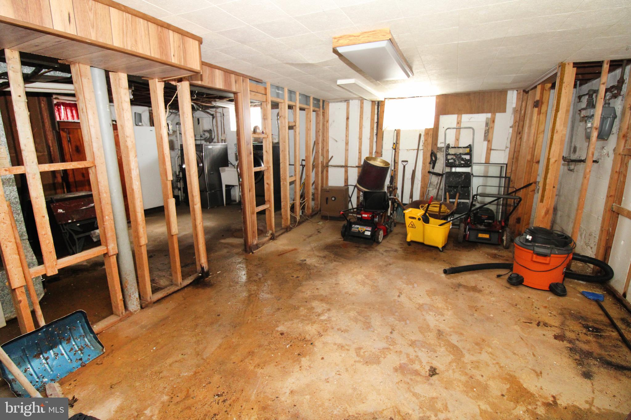 3107 BETLOU JAMES PLACE