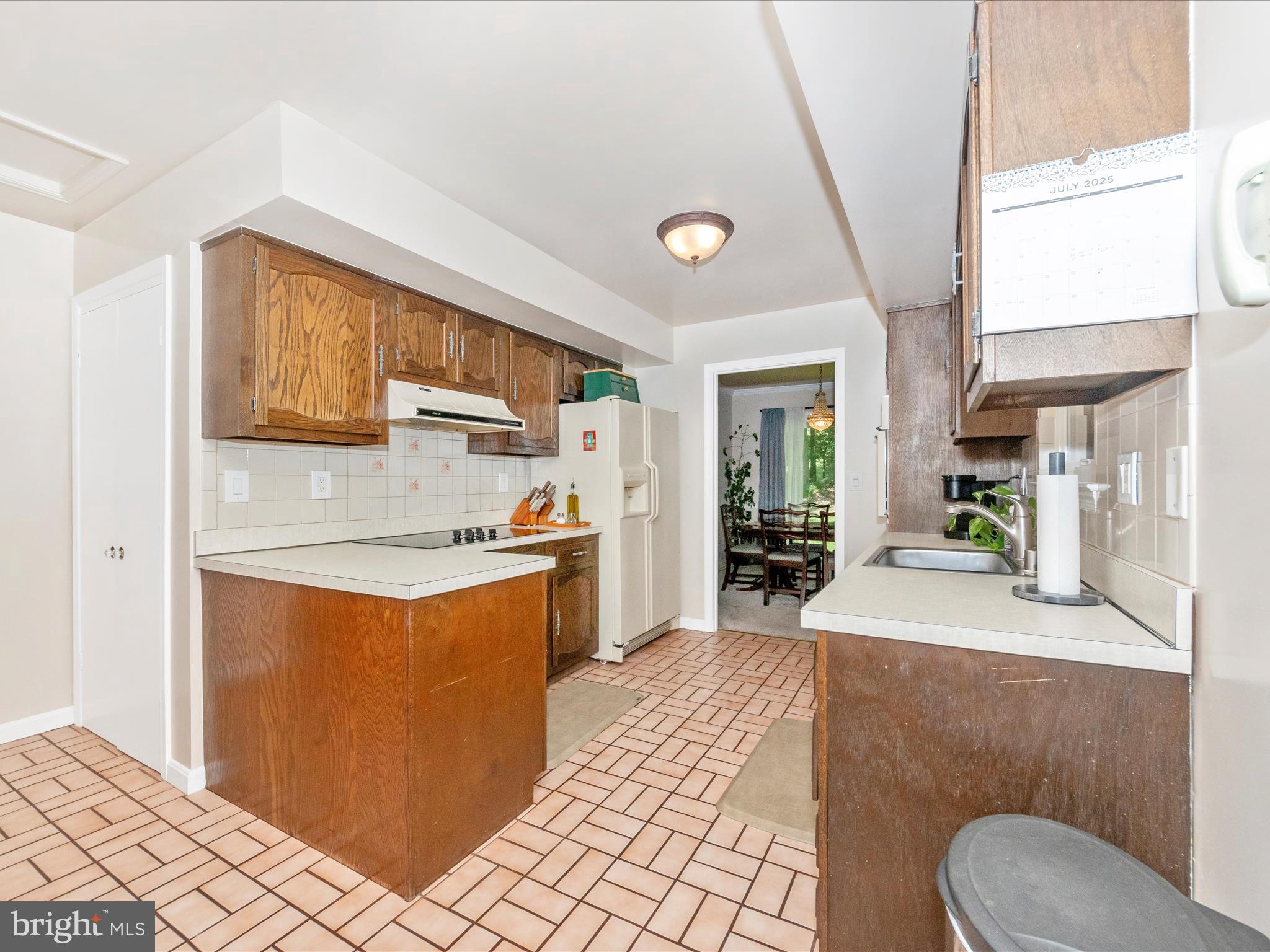 3180 HUNTING CREEK ROAD